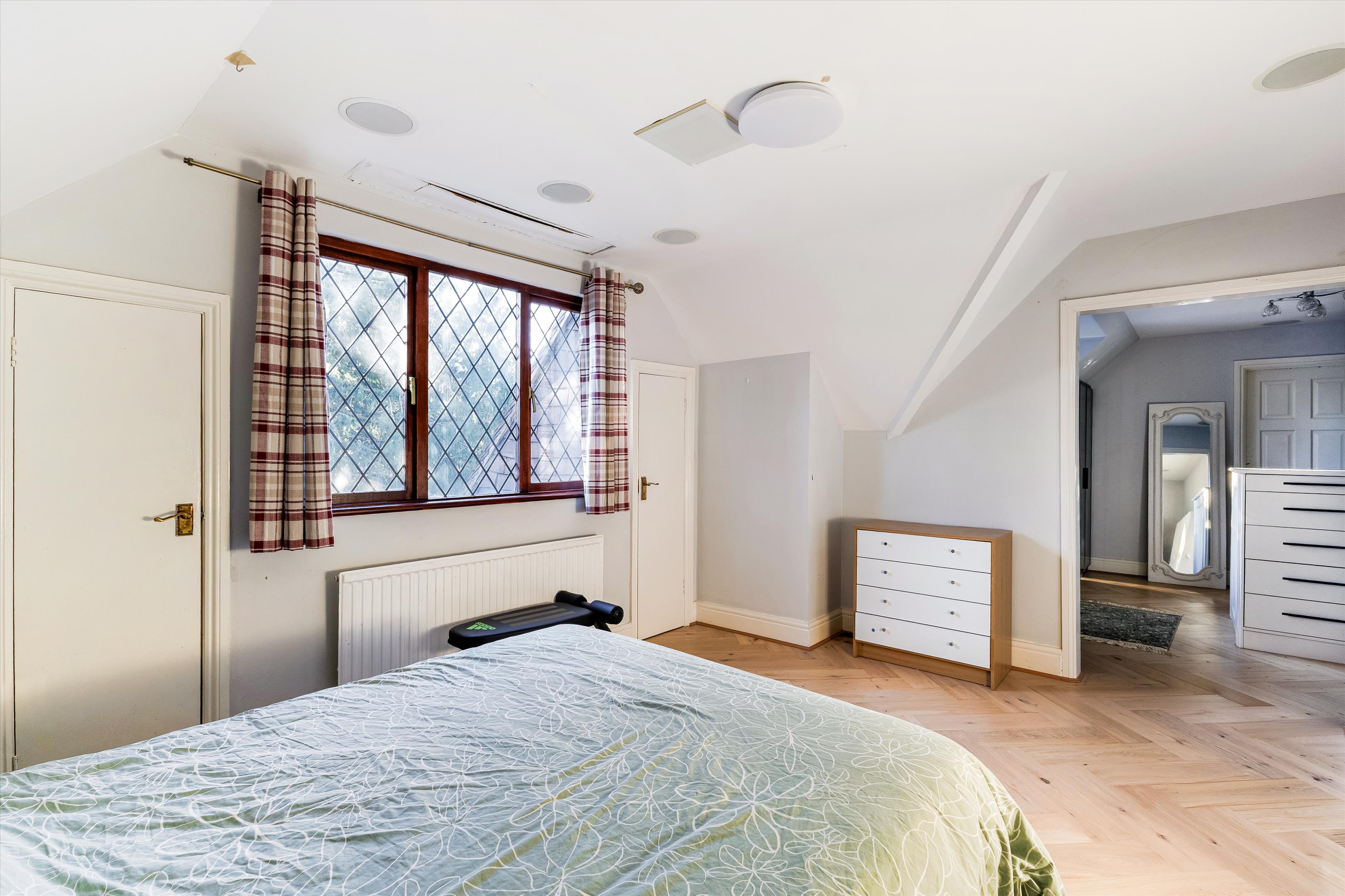 Lowlands, Fishery Road, Maidenhead, Berkshire, SL6