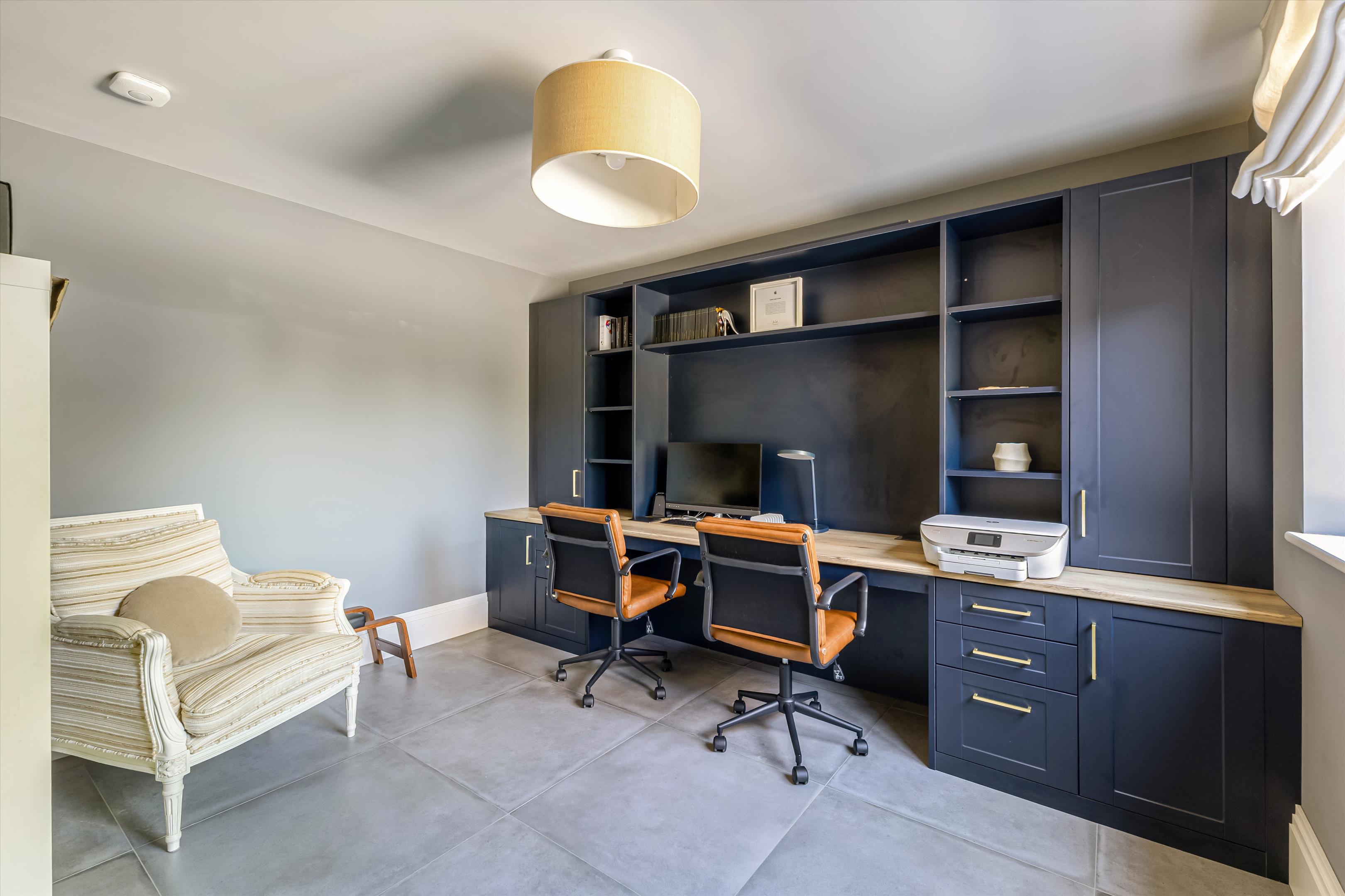 Chestnut Drive, Windsor, Berkshire SL4