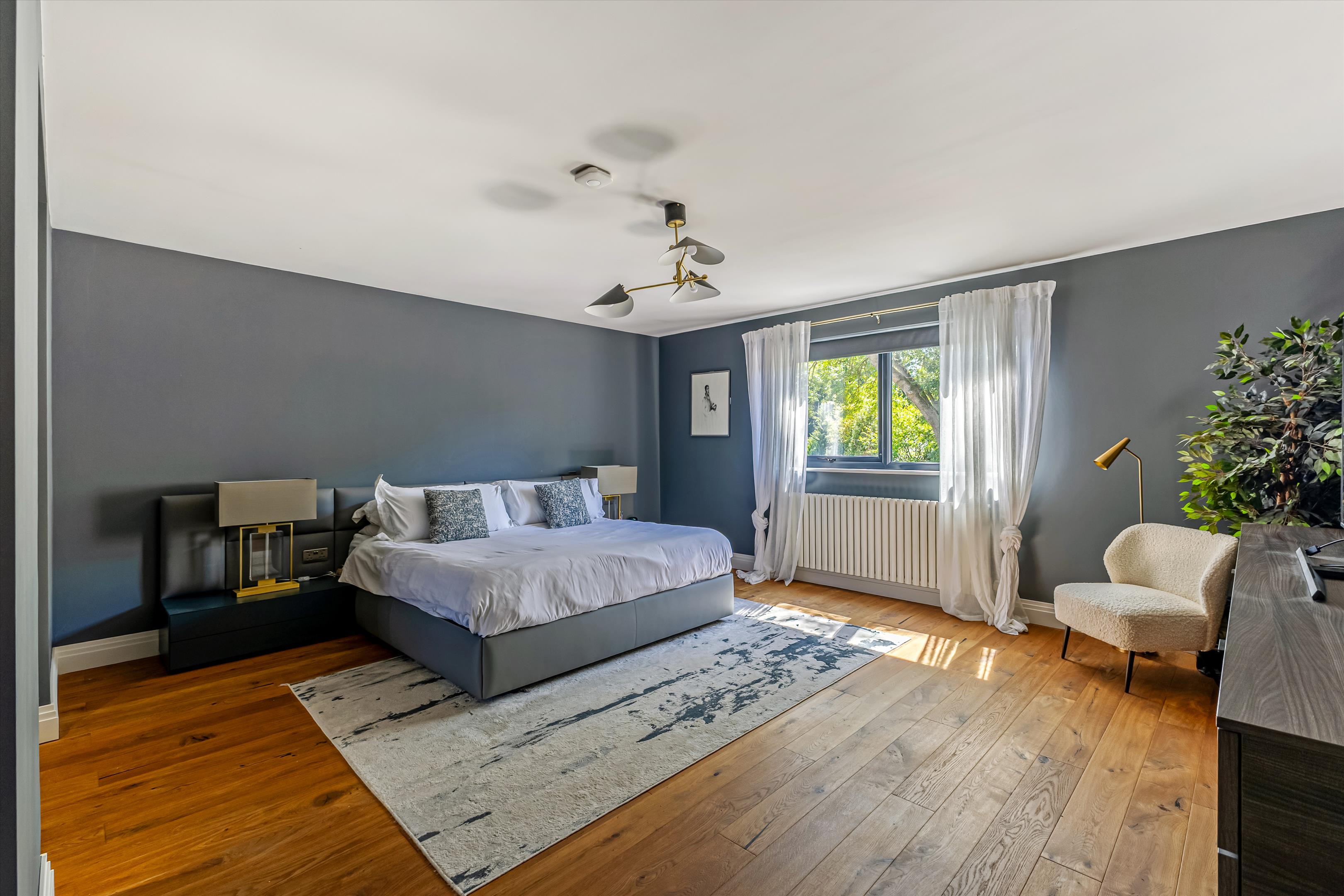 Chestnut Drive, Windsor, Berkshire SL4
