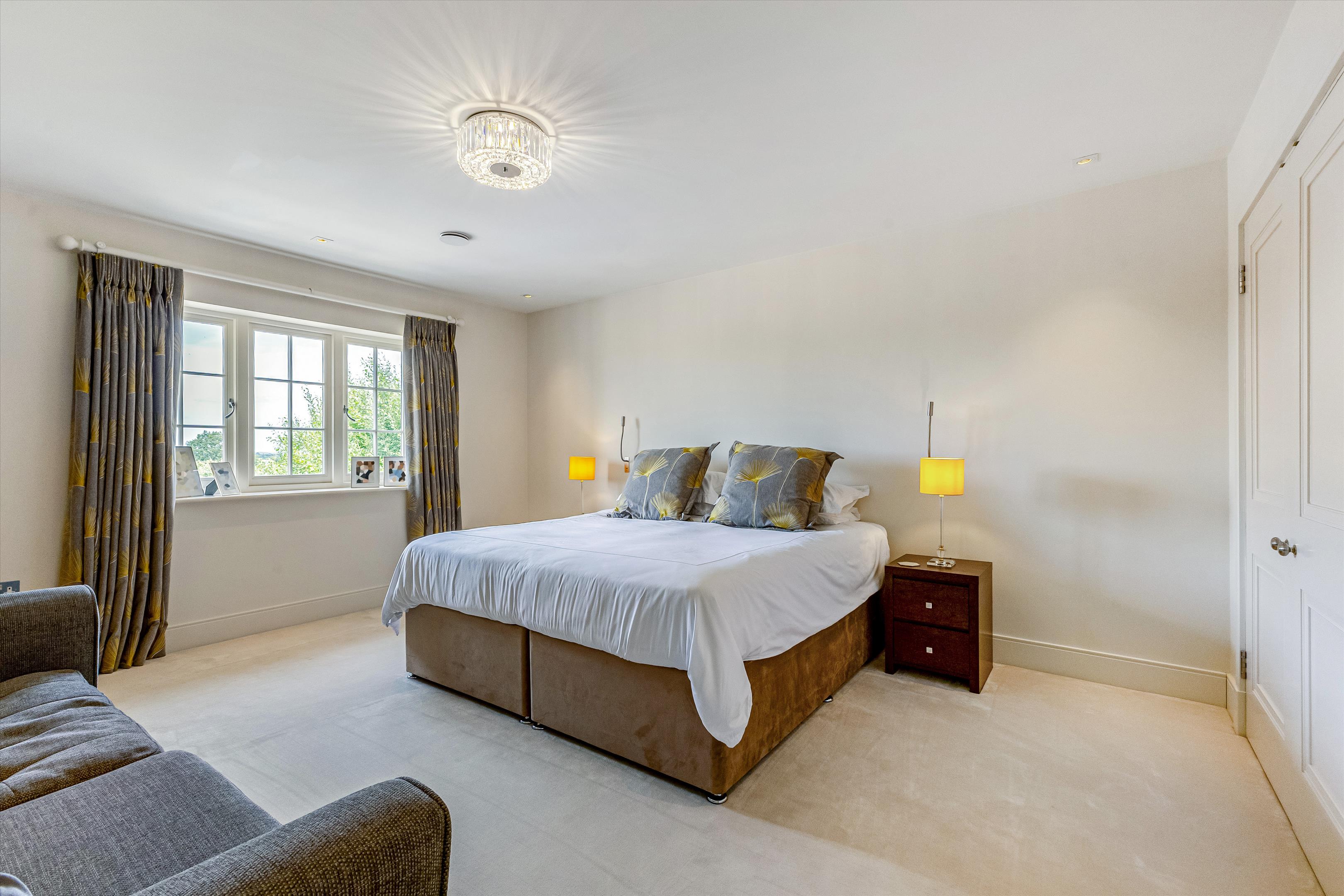 Forest Road, Wokingham, Berkshire RG40