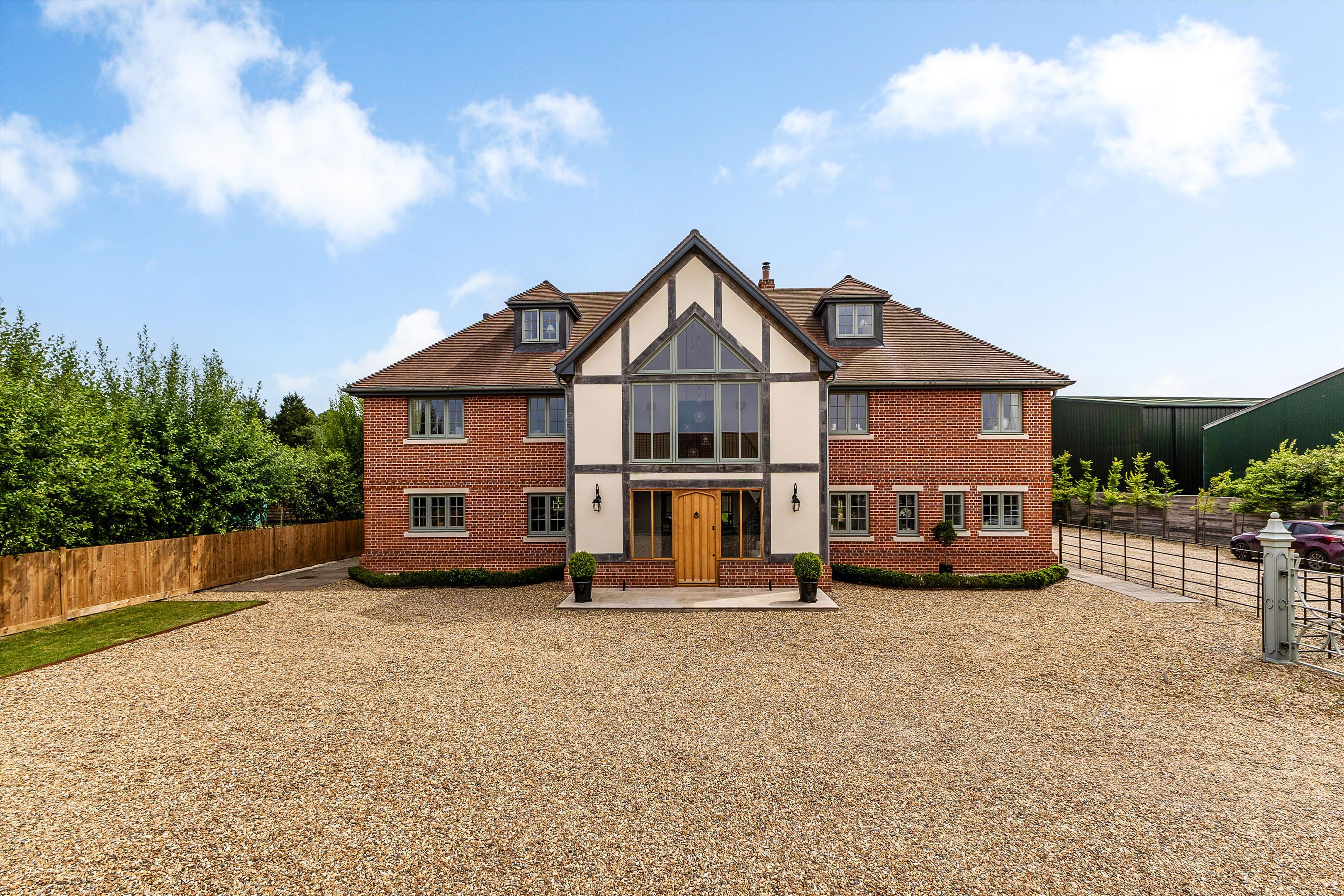 Forest Road, Wokingham, Berkshire RG40