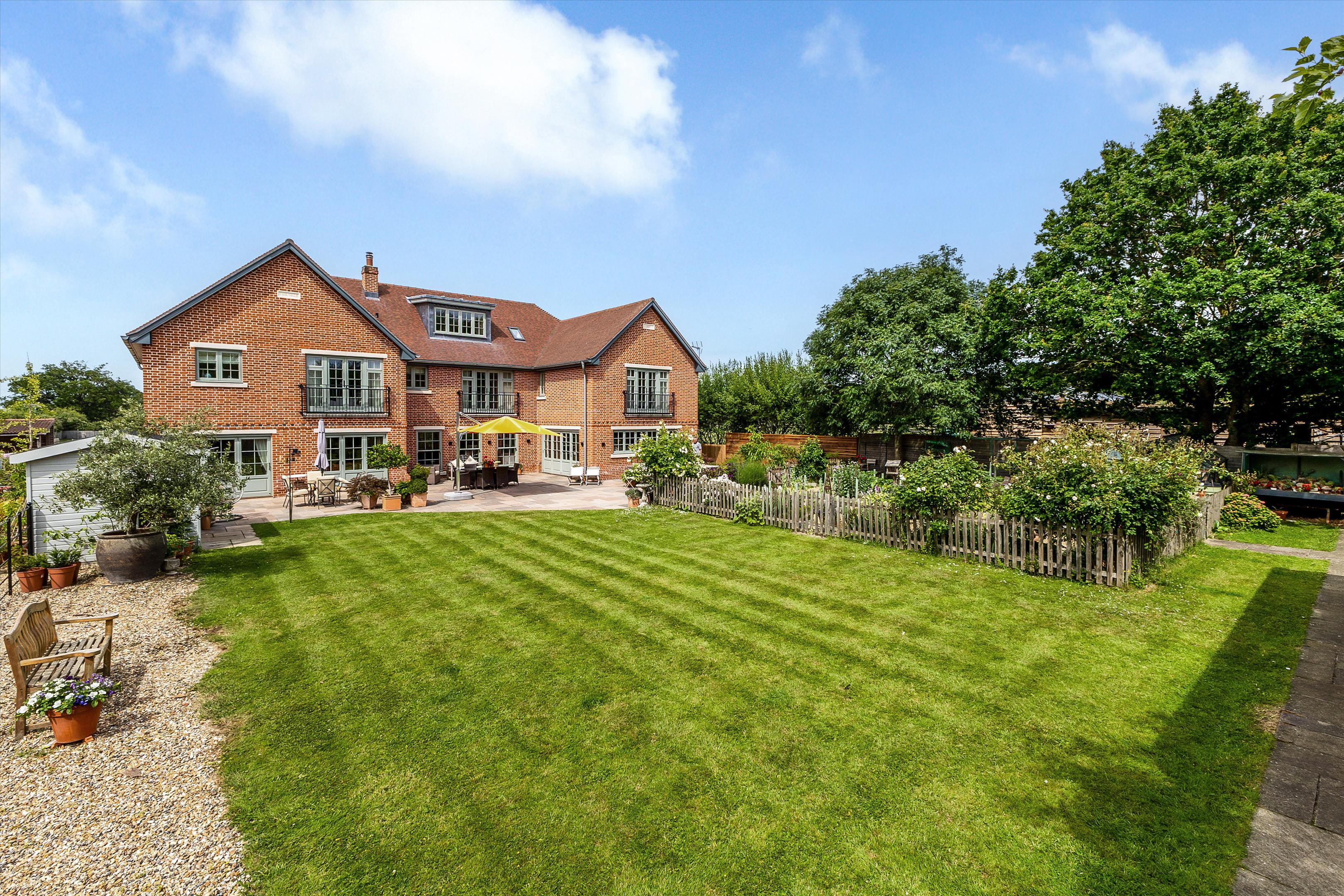 Forest Road, Wokingham, Berkshire RG40