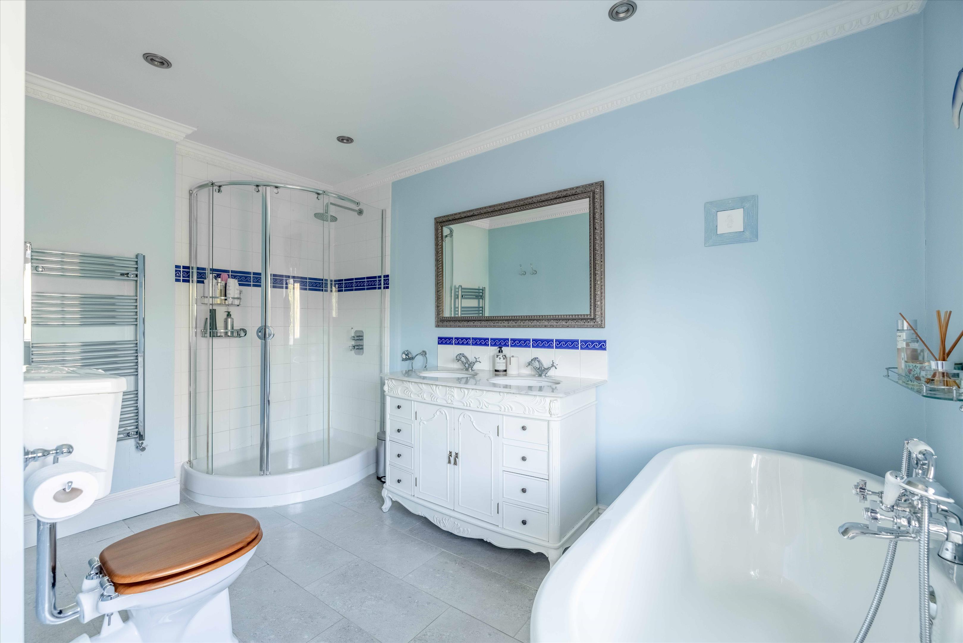 Montagu Road, Datchet, Berkshire SL3