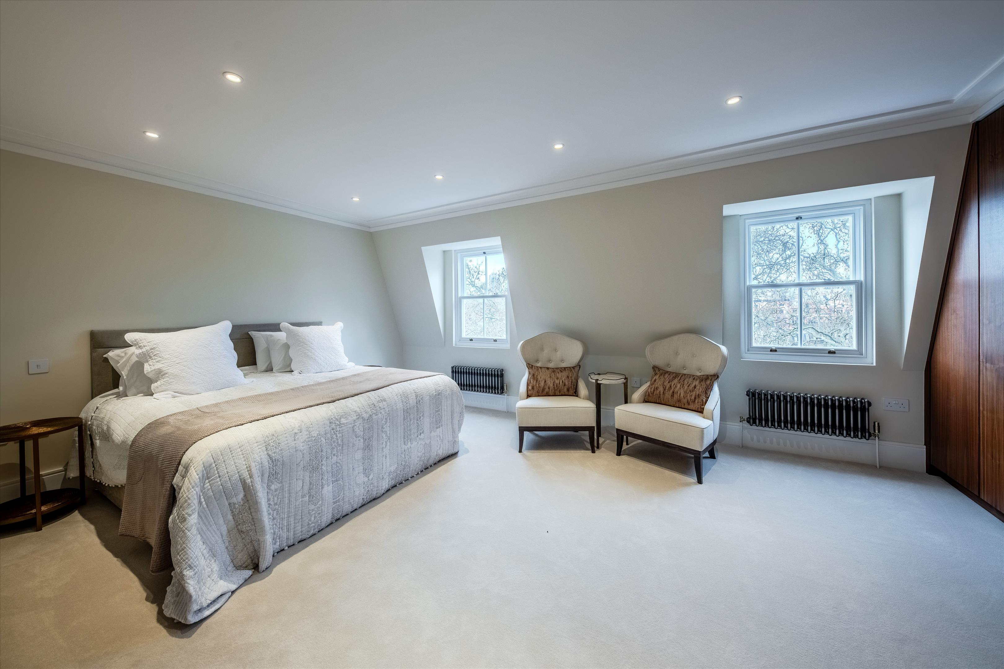 Flat 3, 45 Wilton Crescent, Belgravia, London, SW1X 8RX