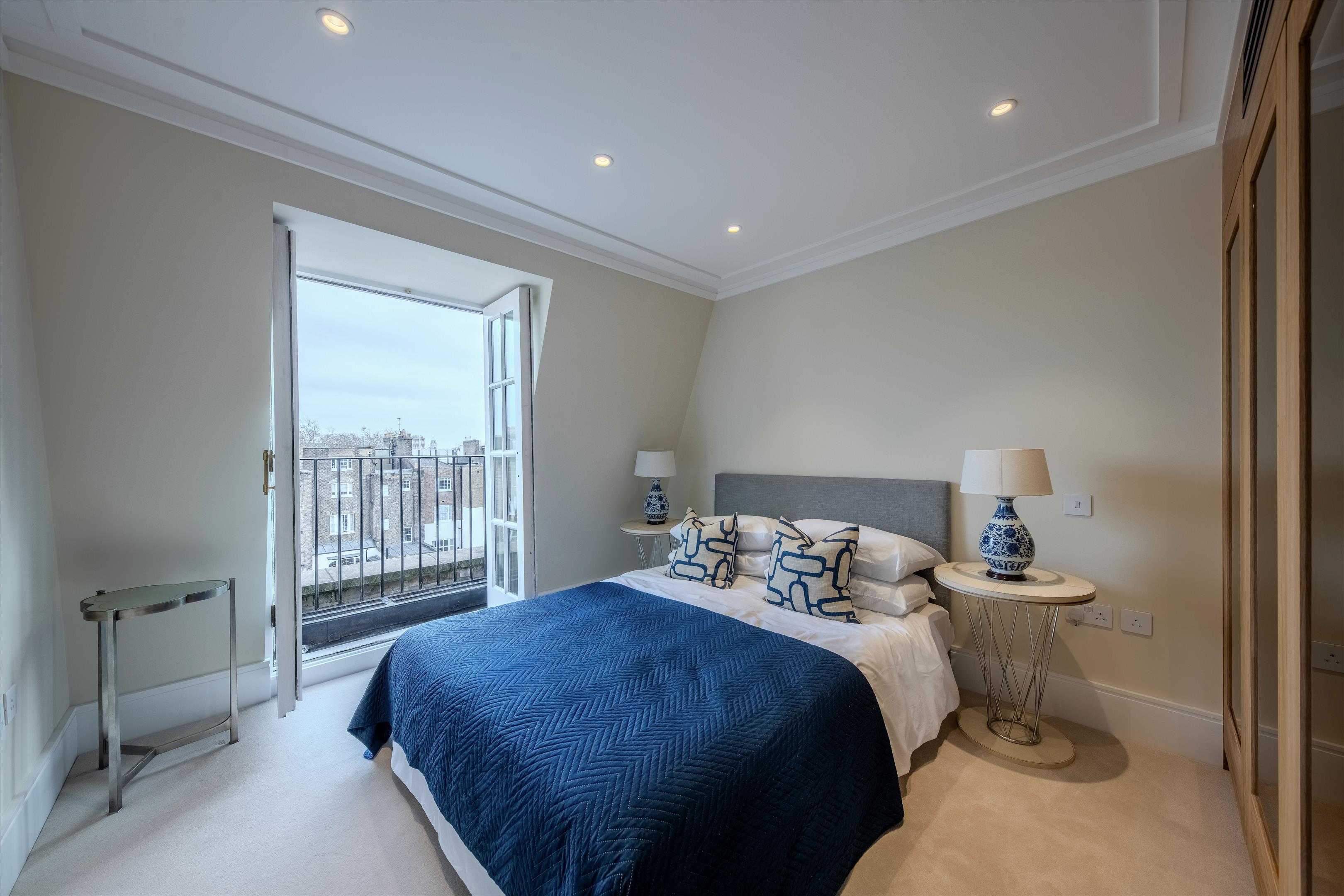 Flat 3, 45 Wilton Crescent, Belgravia, London, SW1X 8RX