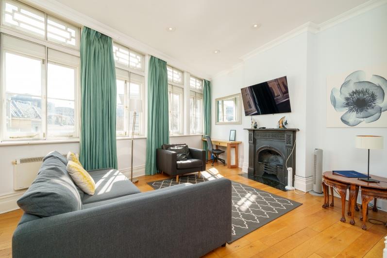 44-46 Chandos Place, Covent Garden, London, WC2N 4HS