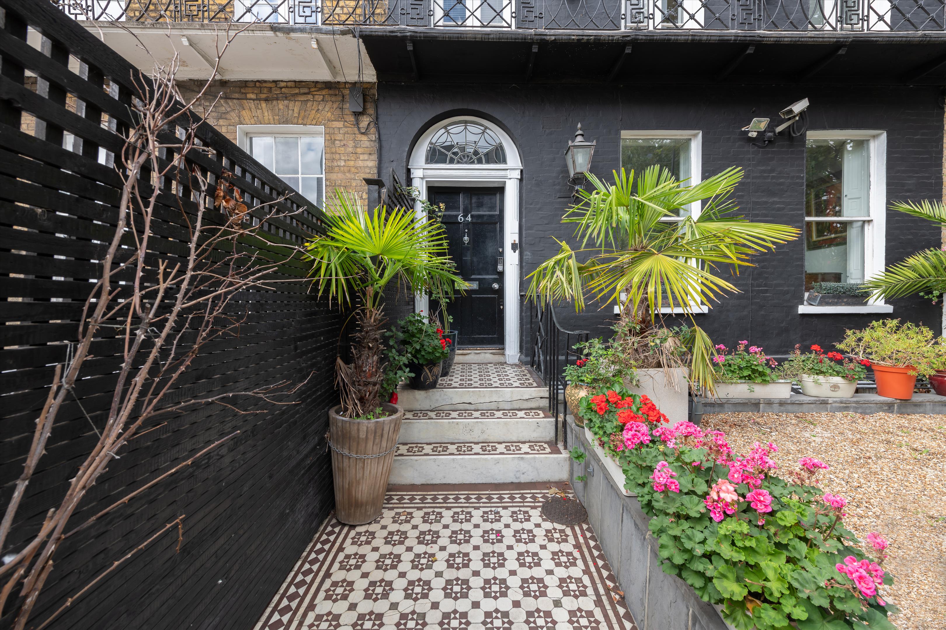 Clapham Road, London, SW9