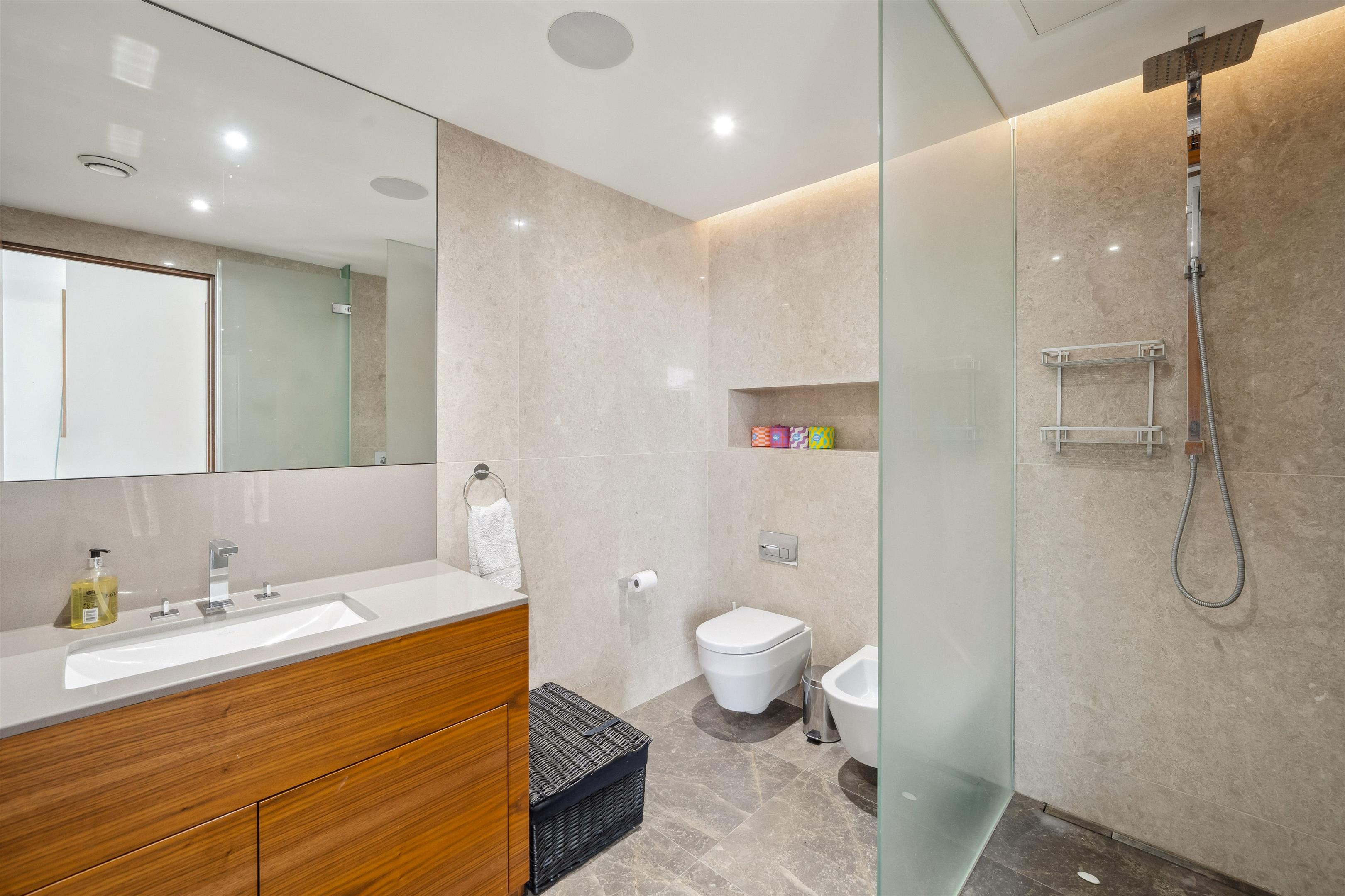 Quarter House, Battersea Reach, London, SW18
