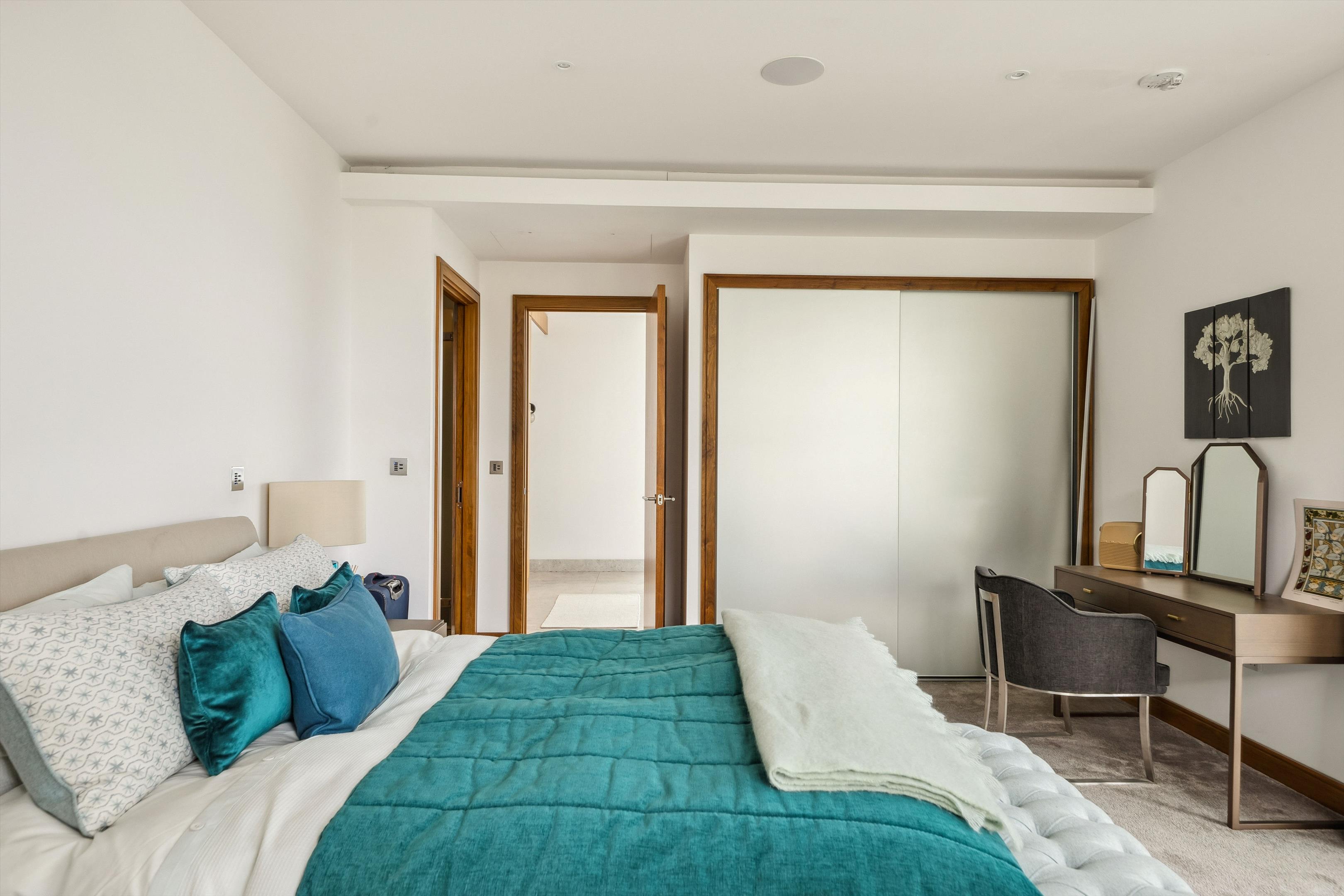 Quarter House, Battersea Reach, London, SW18