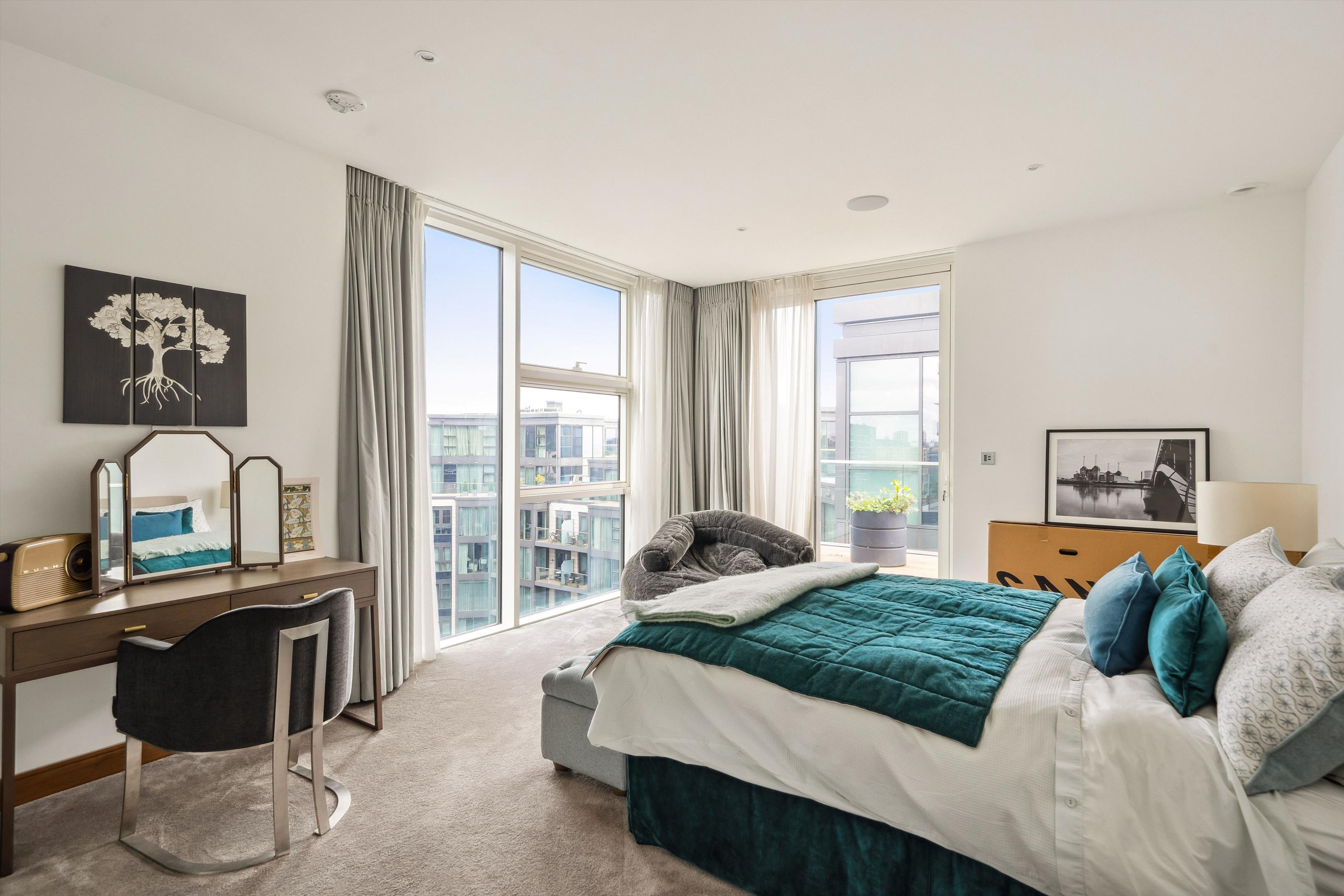 Quarter House, Battersea Reach, London, SW18