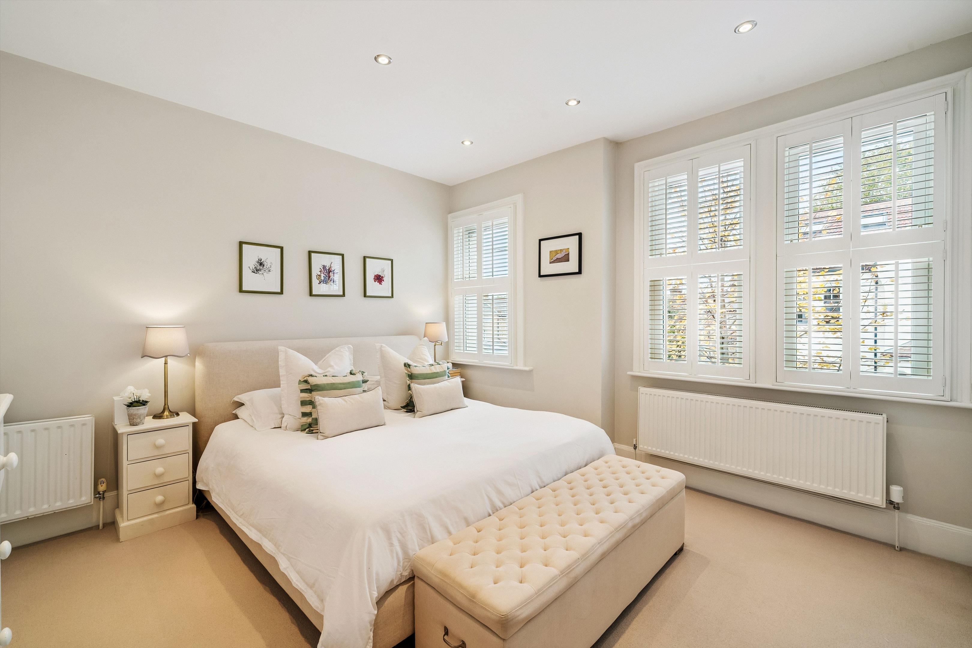 Glycena Road, London, SW11