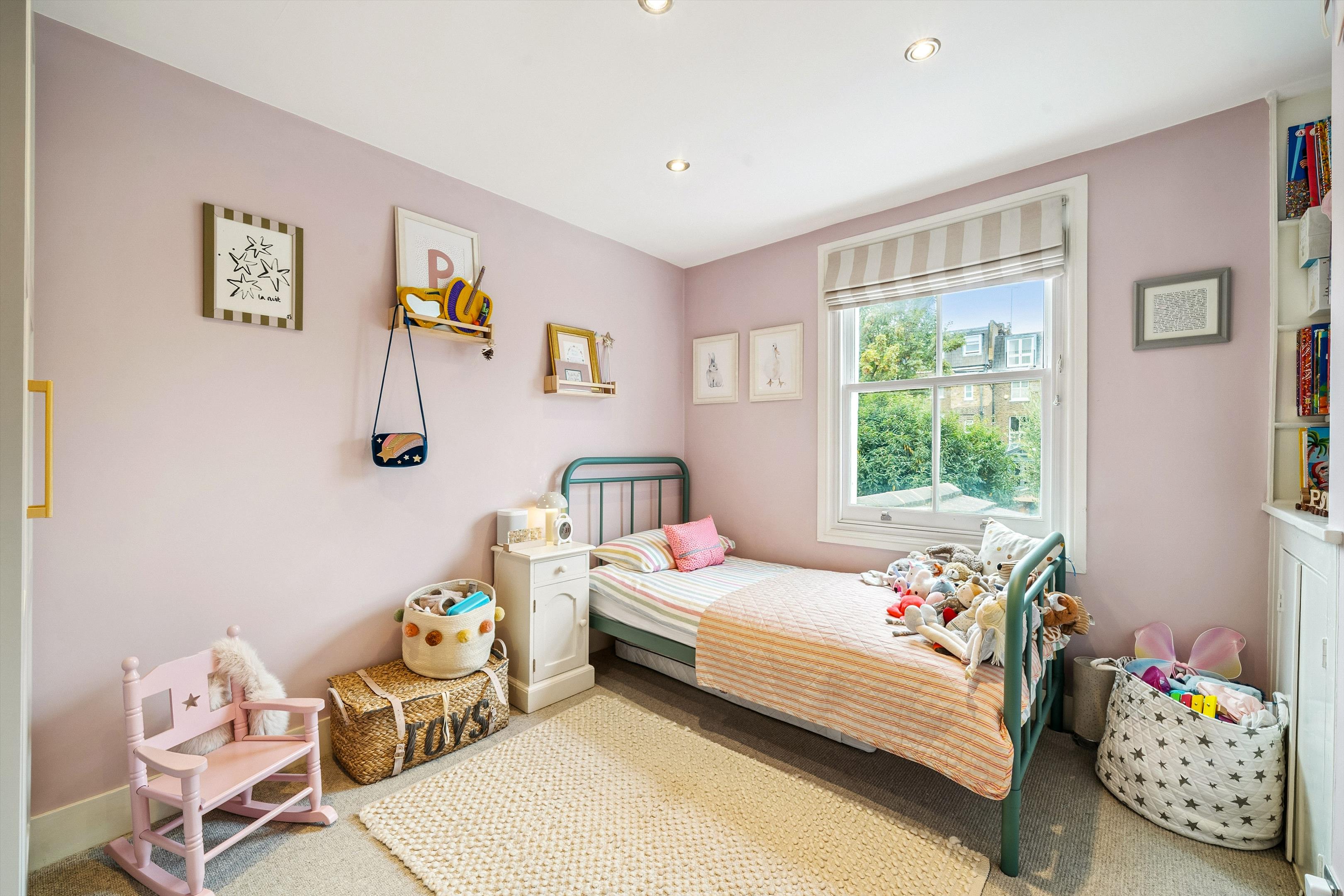 Glycena Road, London, SW11