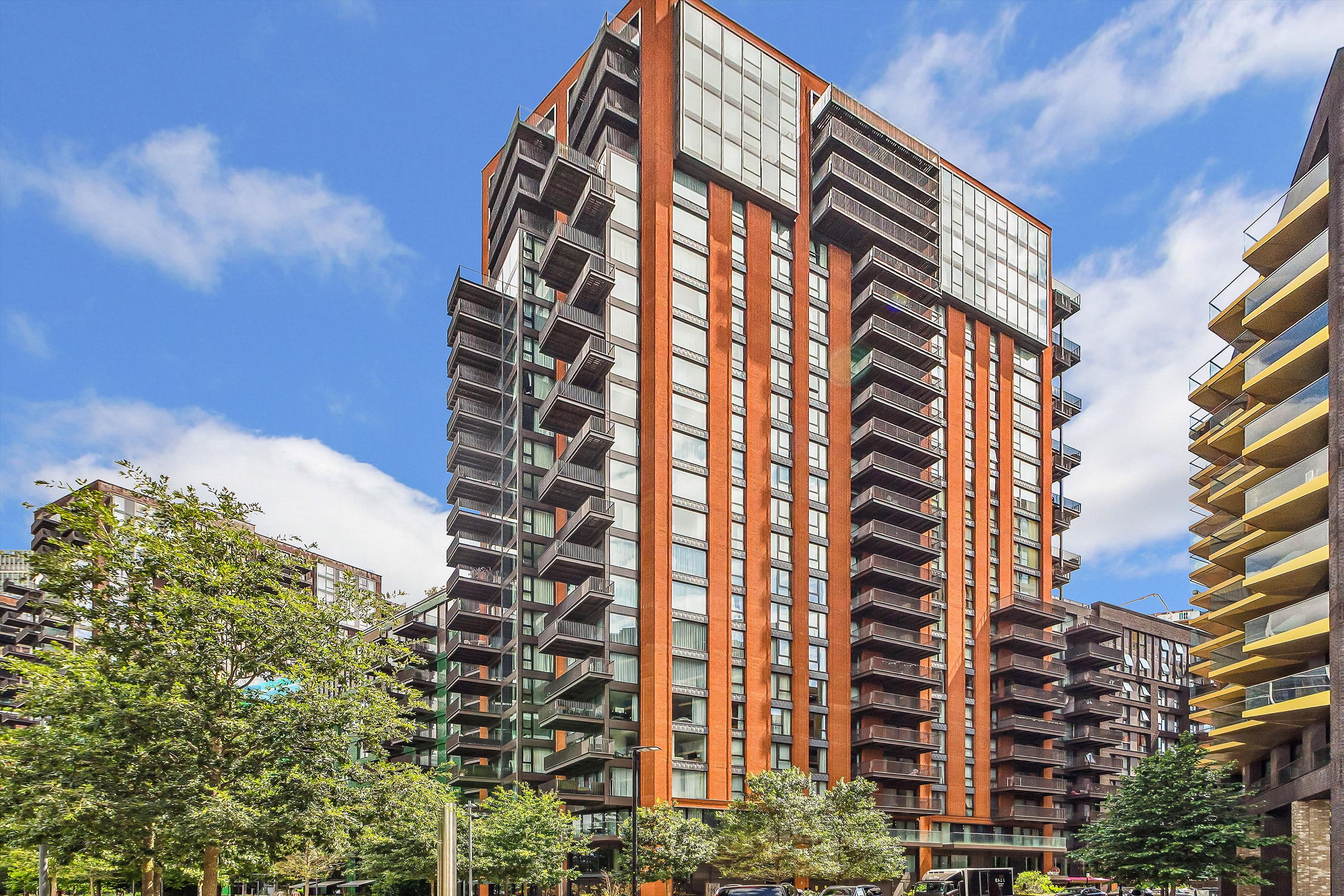 Viaduct Gardens, London, SW11
