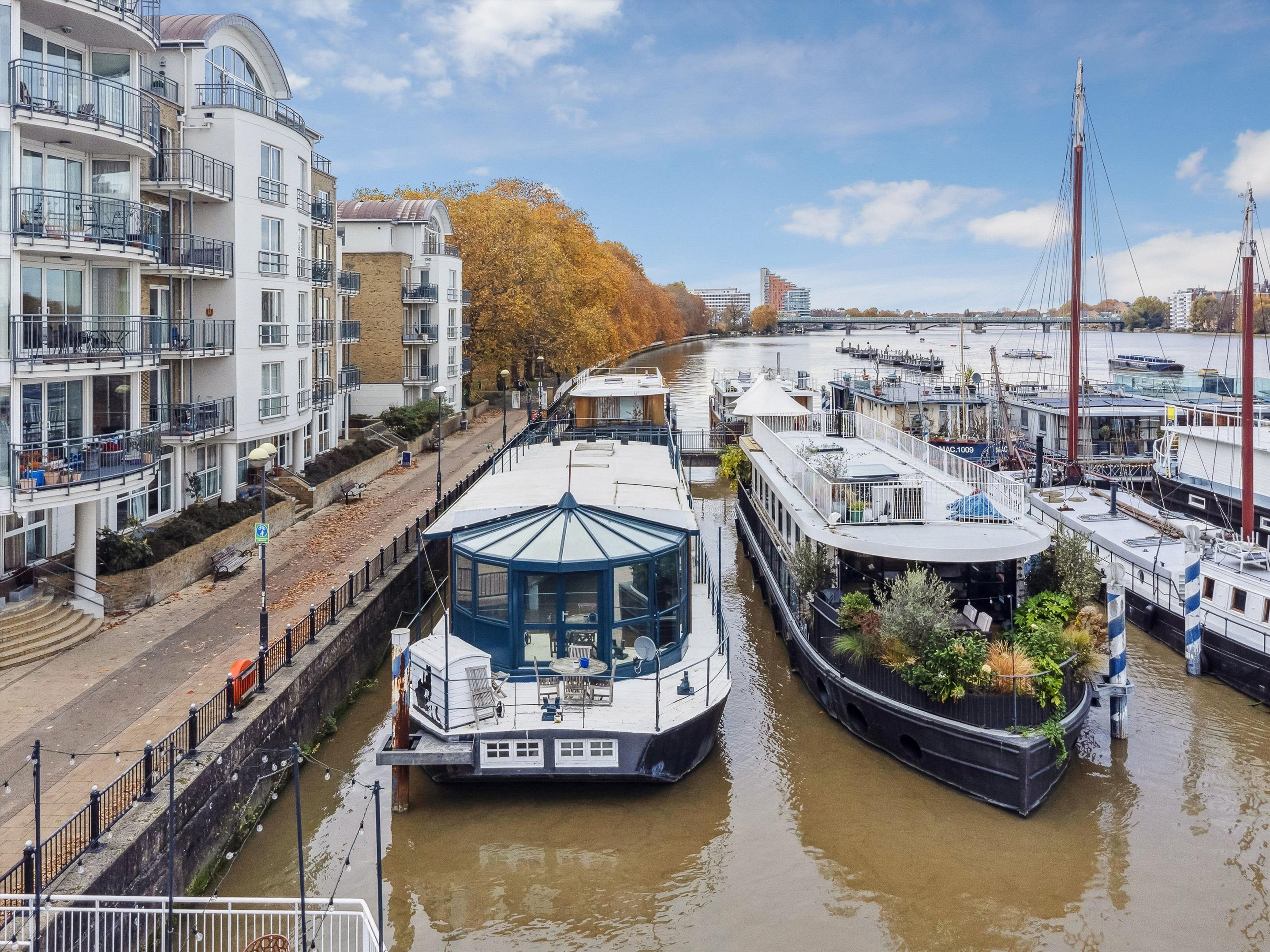 Prospect Moorings, Prospect Quay, Lightermans Walk, Point Pleasant, London, SW18.