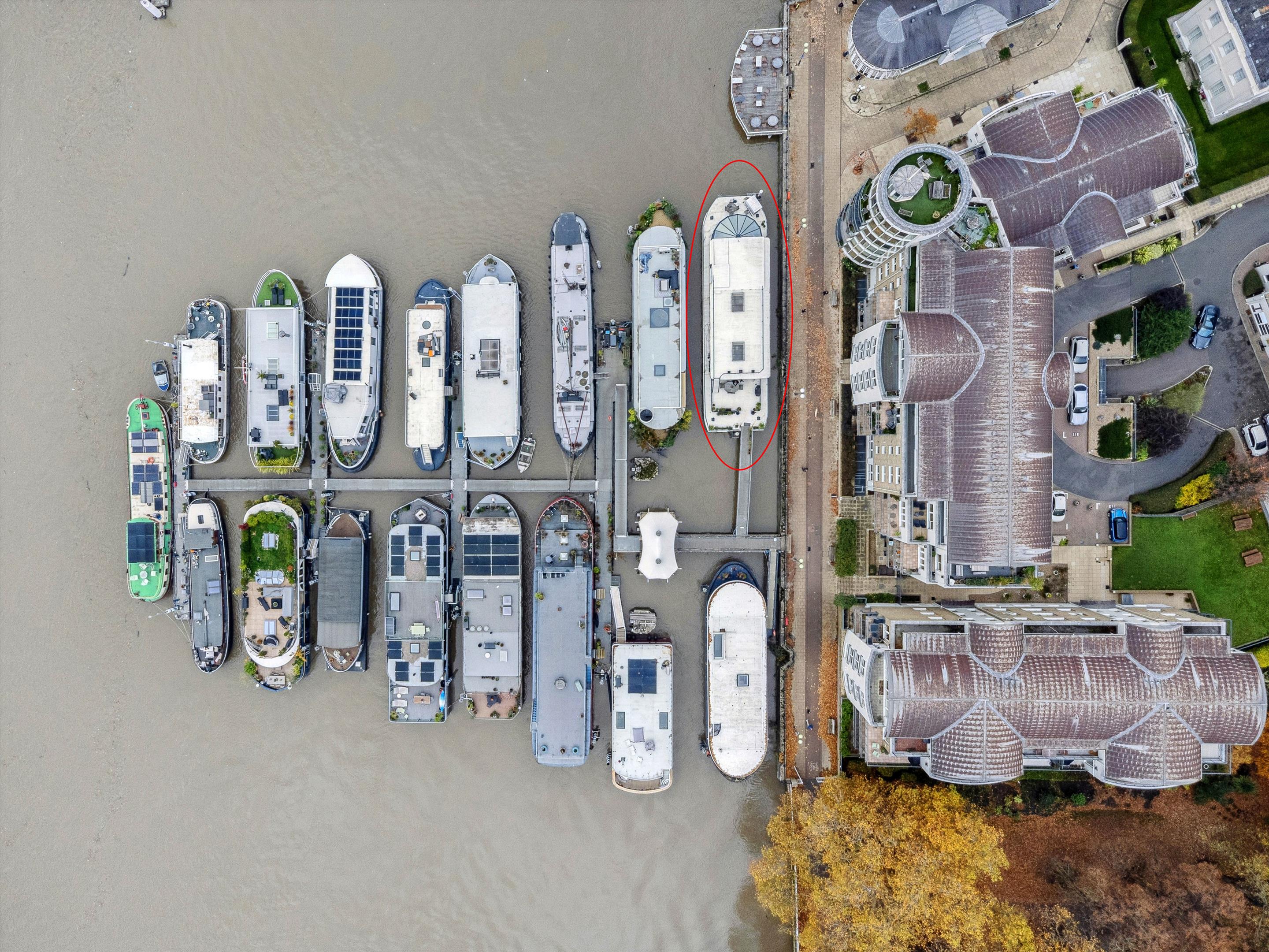 Prospect Moorings, Prospect Quay, Lightermans Walk, Point Pleasant, London, SW18.