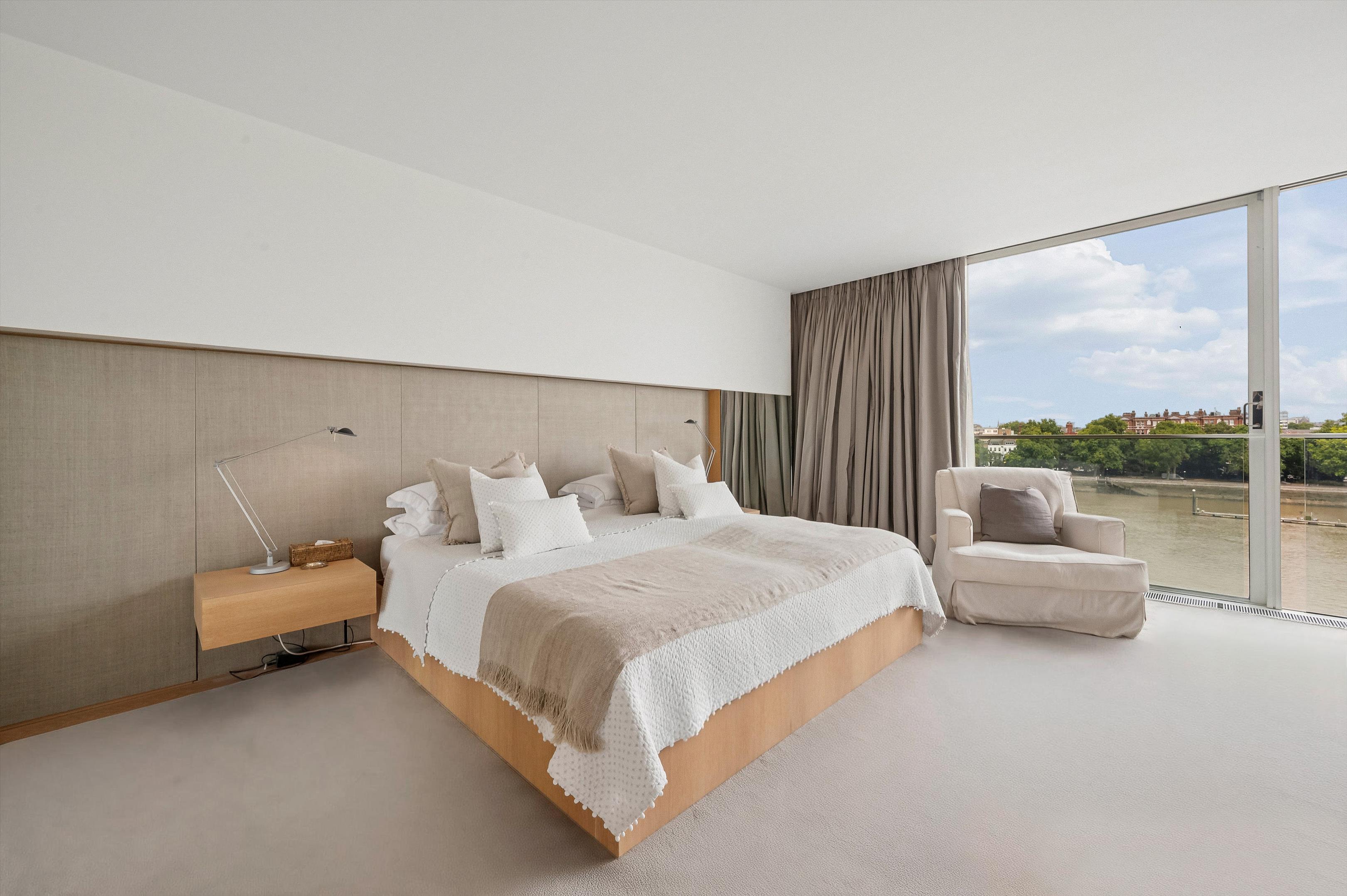 Riverside One, Hester Road, London SW11