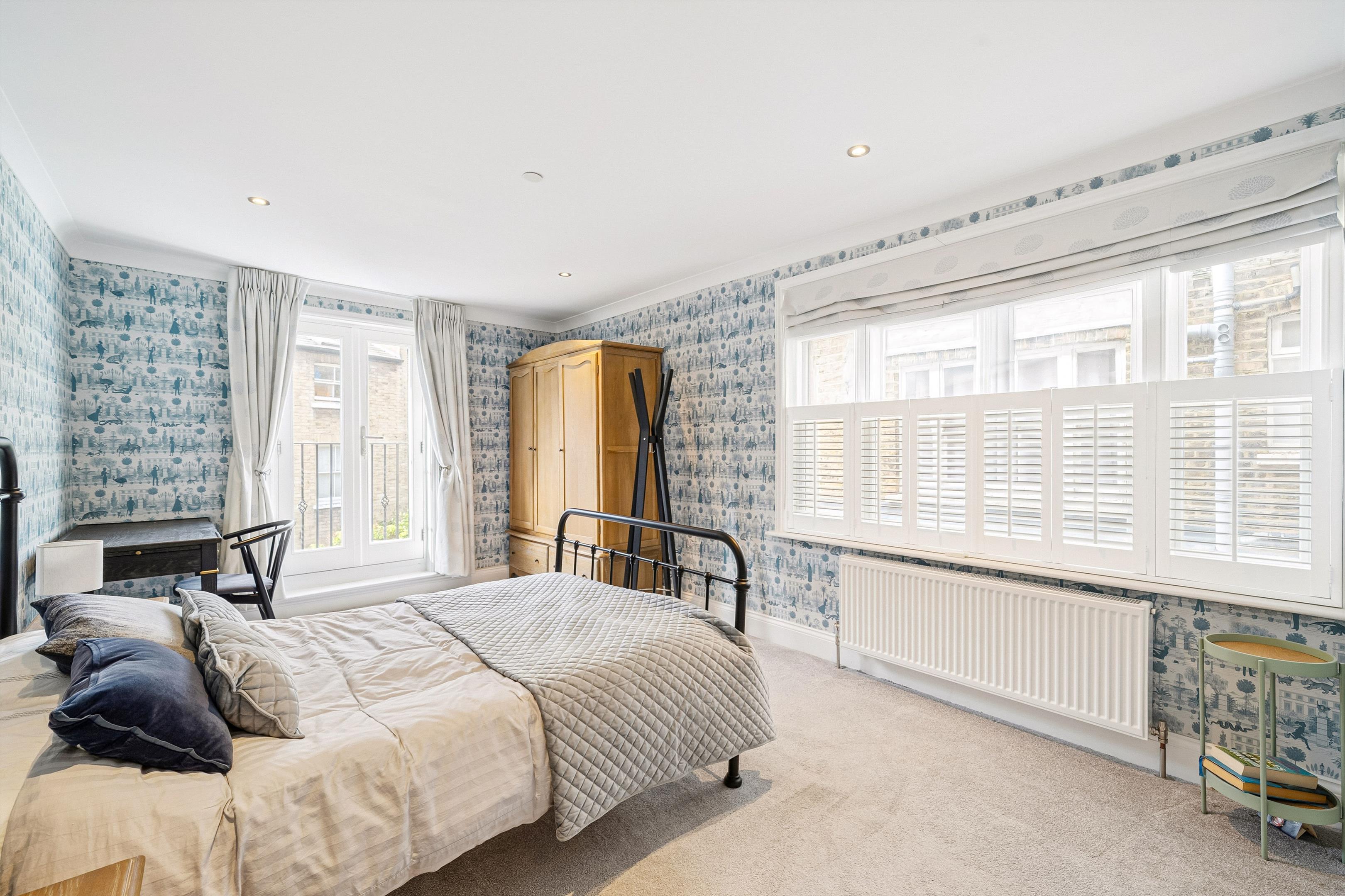 Crewdson Road, London SW9