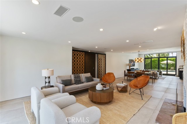 675 E Mesquite AVE, PALM SPRINGS