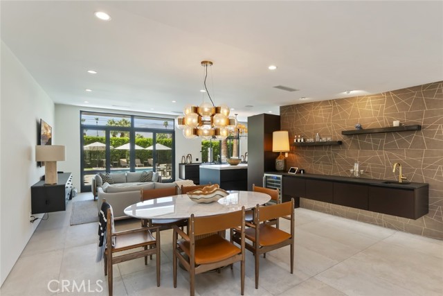 675 E Mesquite AVE, PALM SPRINGS