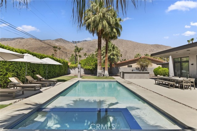 675 E Mesquite AVE, PALM SPRINGS