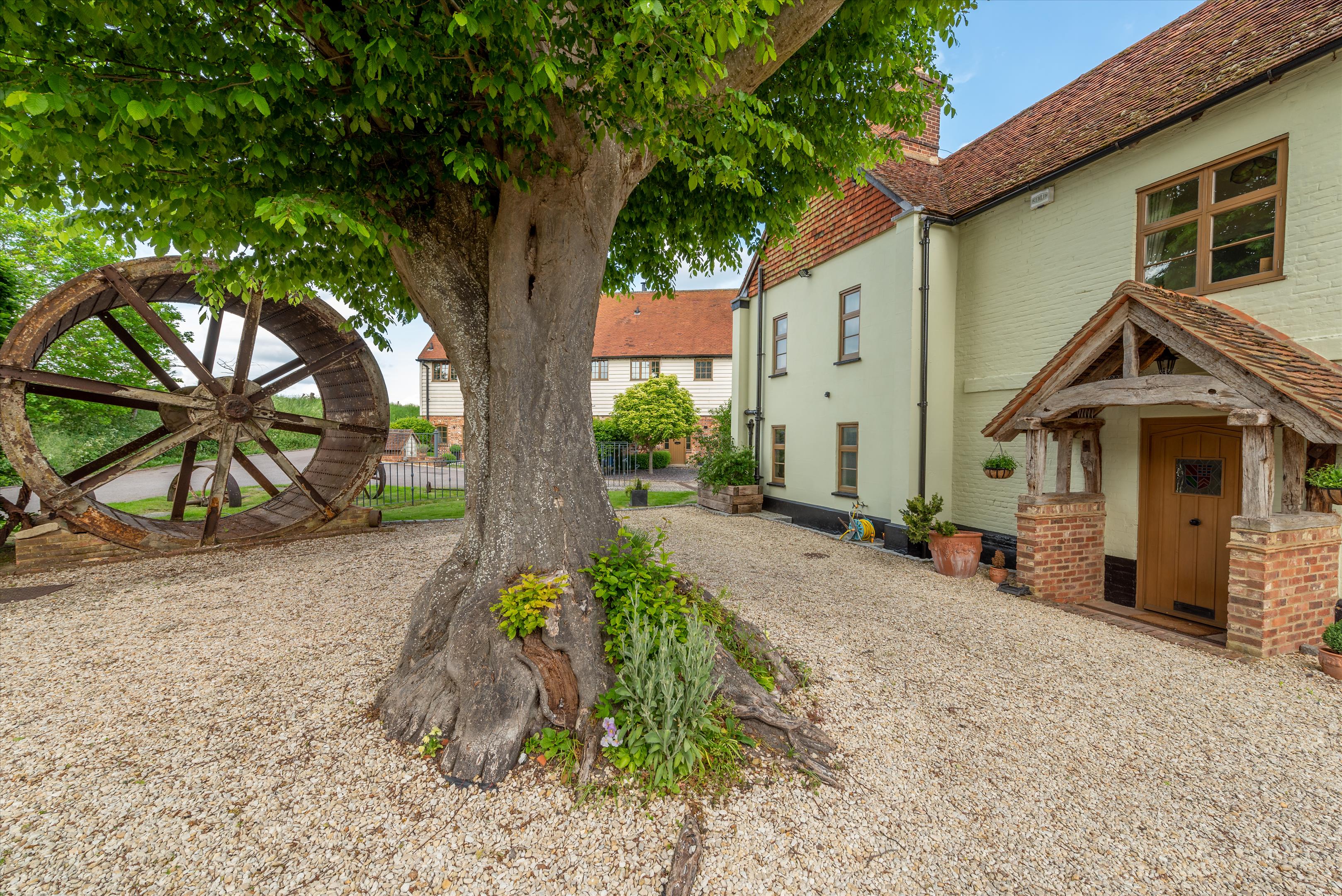 North Mill Road, Bledlow, Princes Risborough, Buckinghamshire, HP27