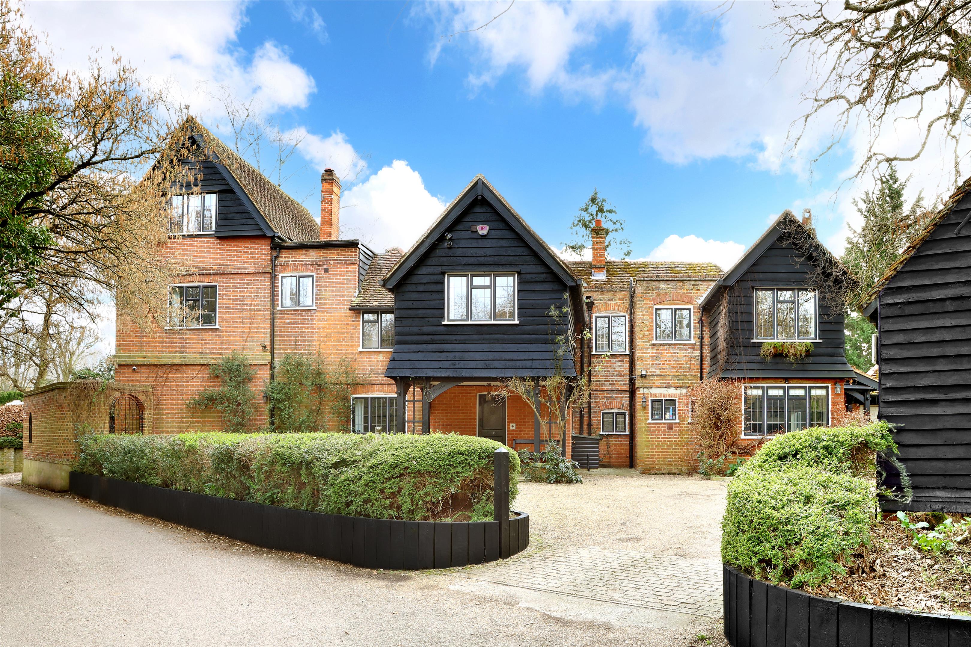 Ashmead Lane, Denham, Uxbridge, Buckinghamshire, UB9