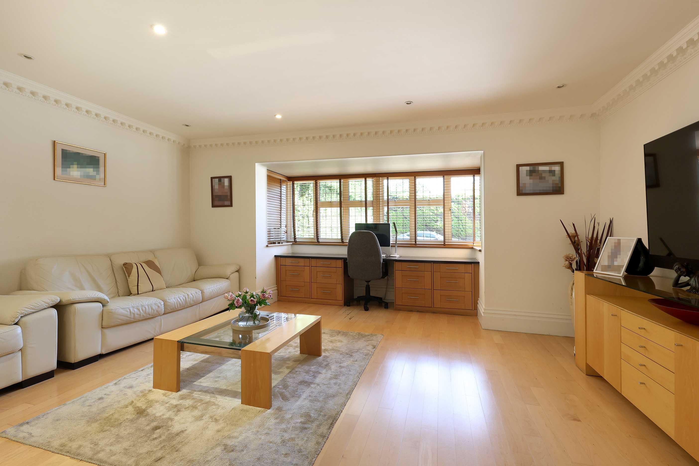 Old Slade Lane, Iver, Buckinghamshire SL0