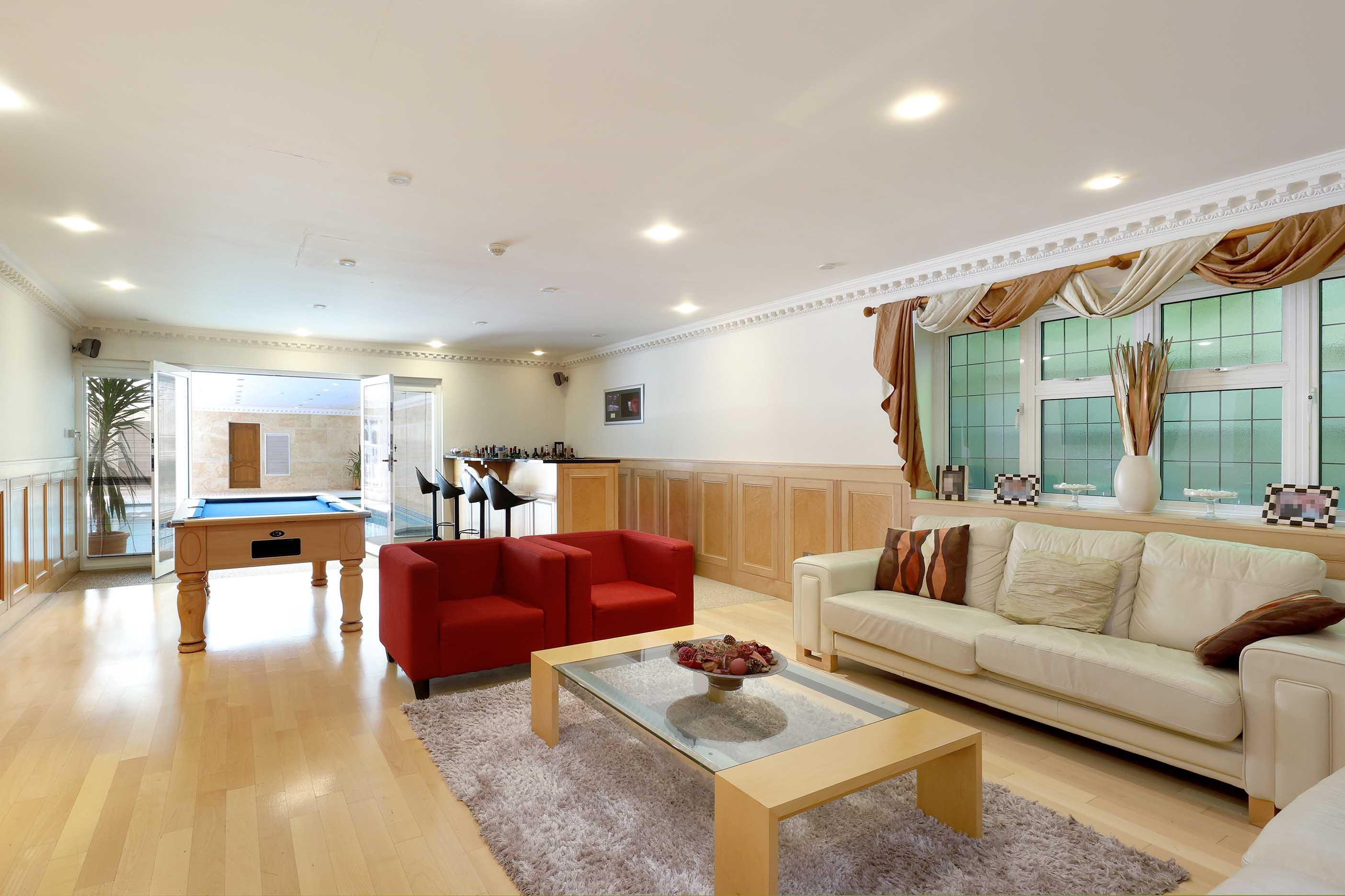 Old Slade Lane, Iver, Buckinghamshire SL0