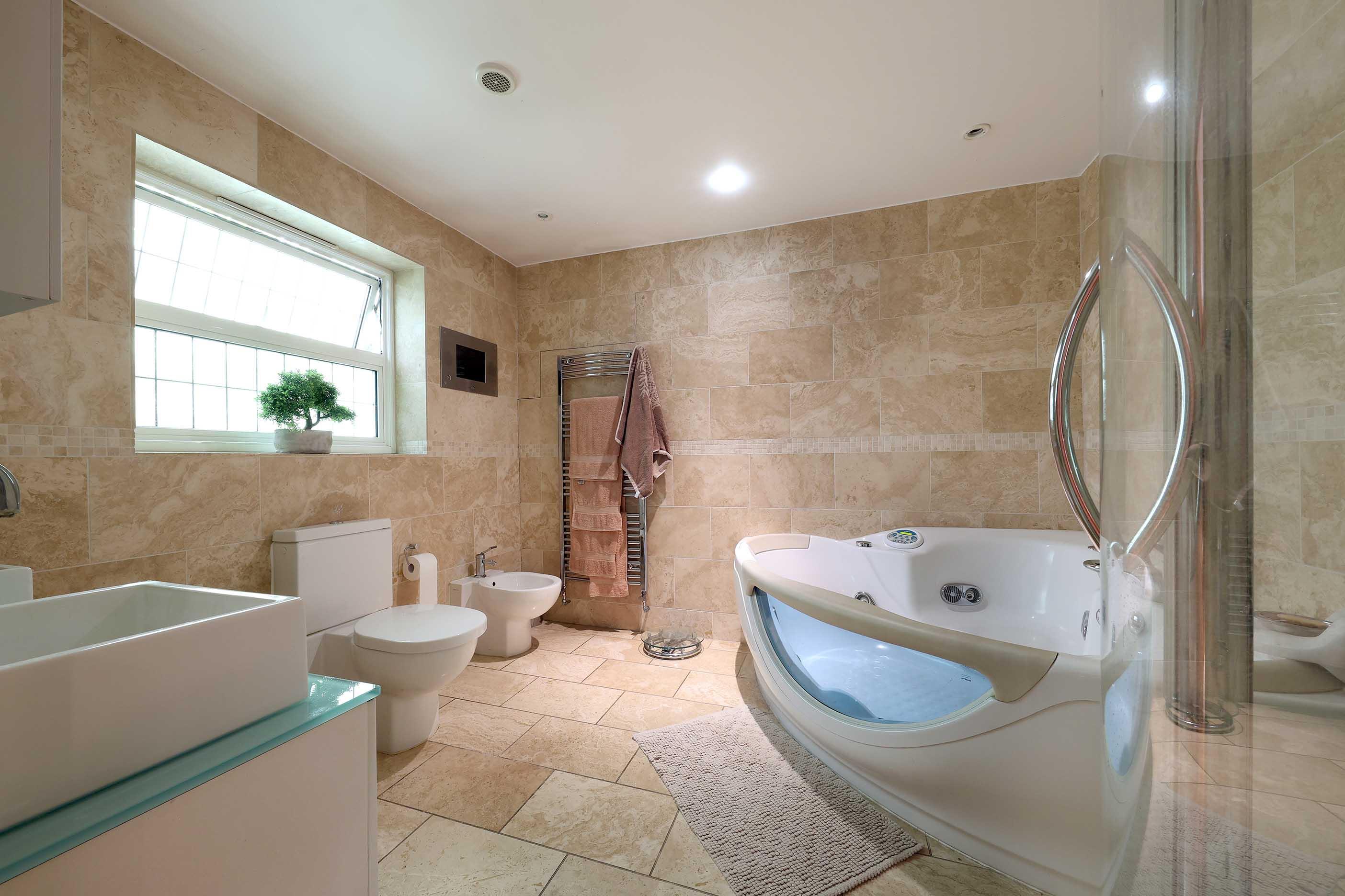 Old Slade Lane, Iver, Buckinghamshire SL0