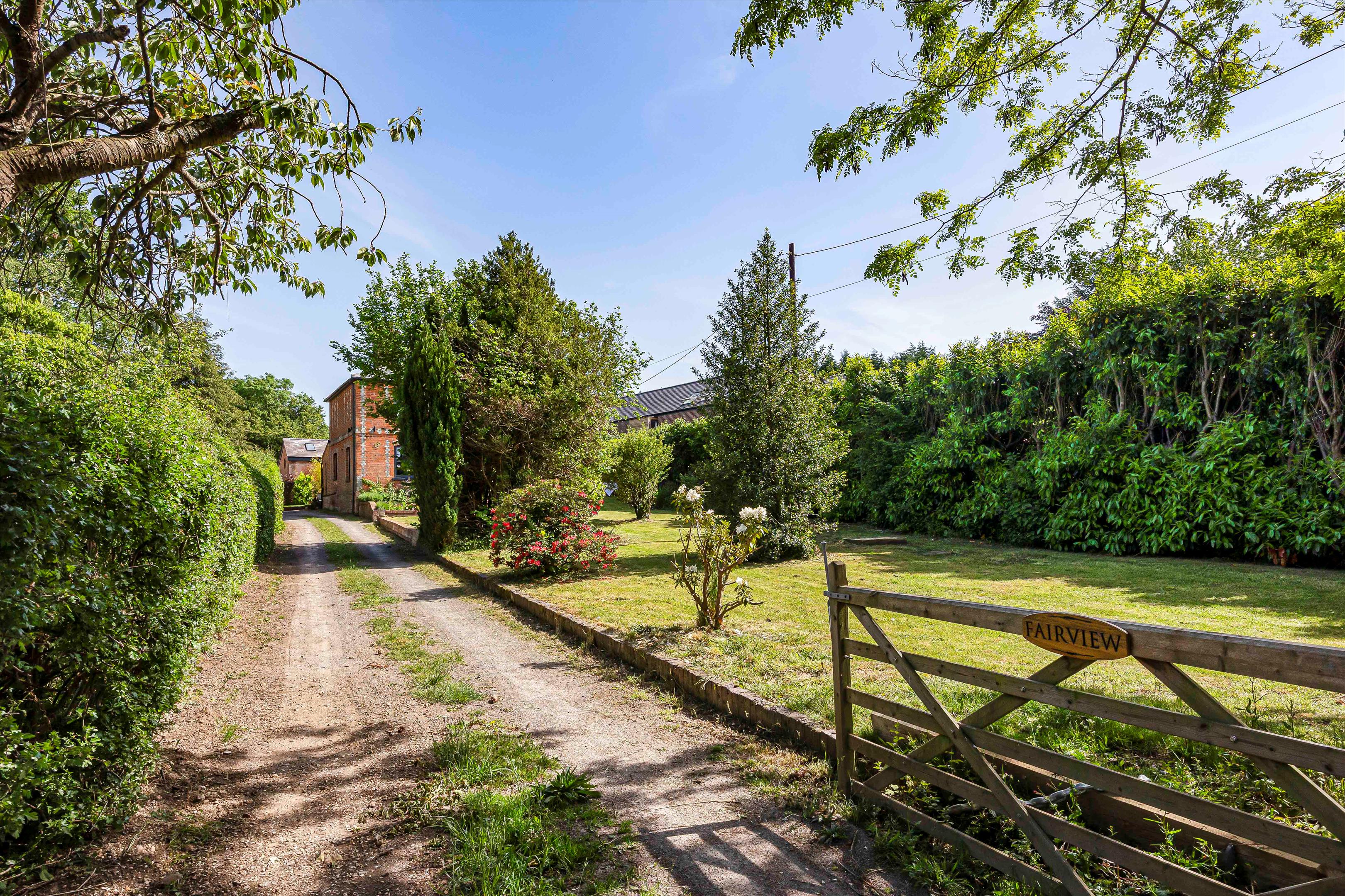 Horsepond Road, Gallowstree Common, Reading, Oxfordshire RG4