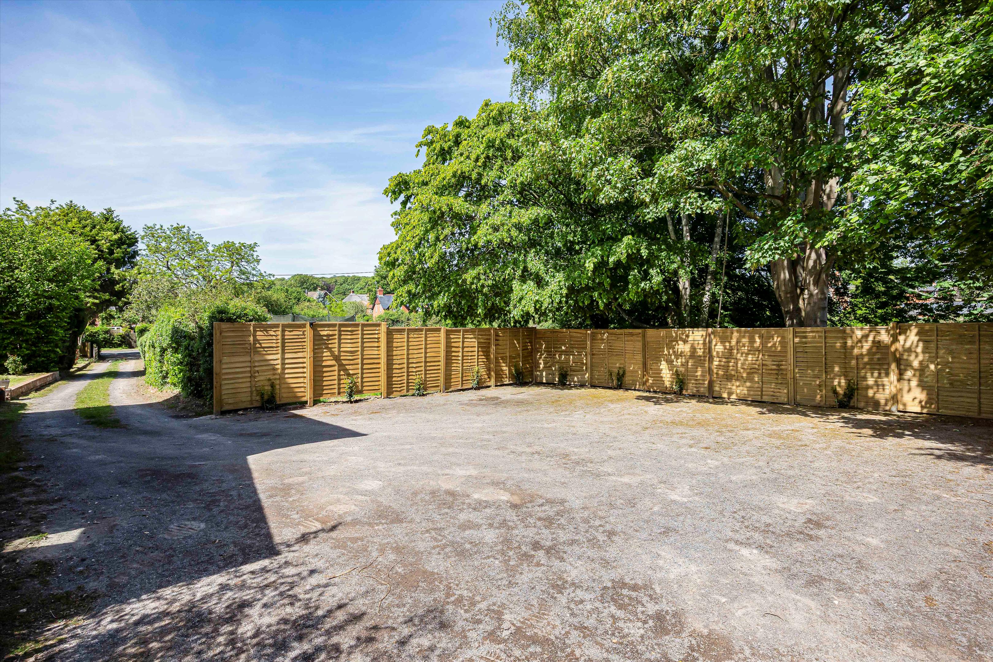 Horsepond Road, Gallowstree Common, Reading, Oxfordshire RG4