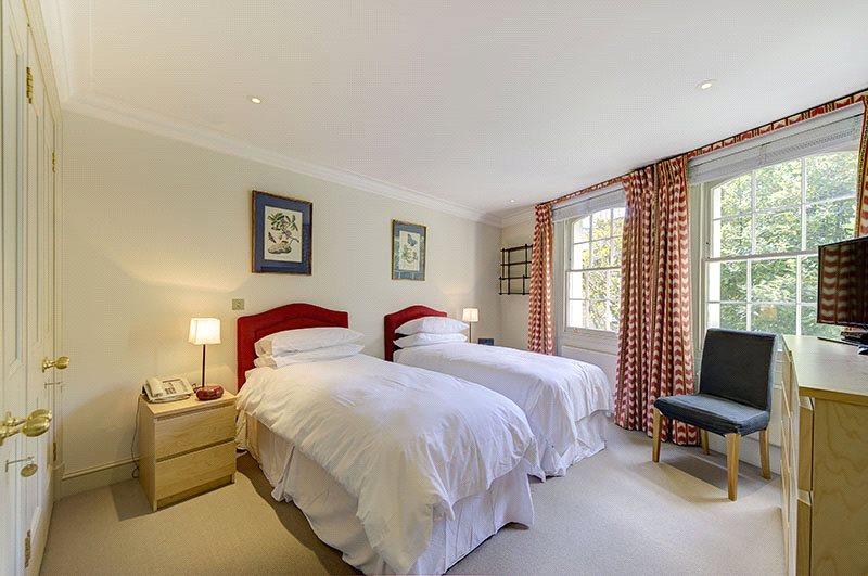 Lowndes Street, Belgravia, London, SW1X
