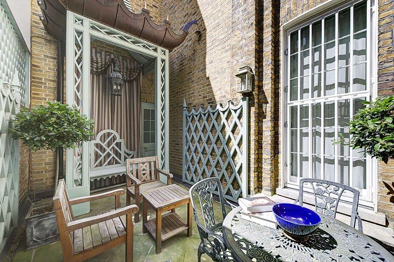 Lowndes Street, Belgravia, London, SW1X