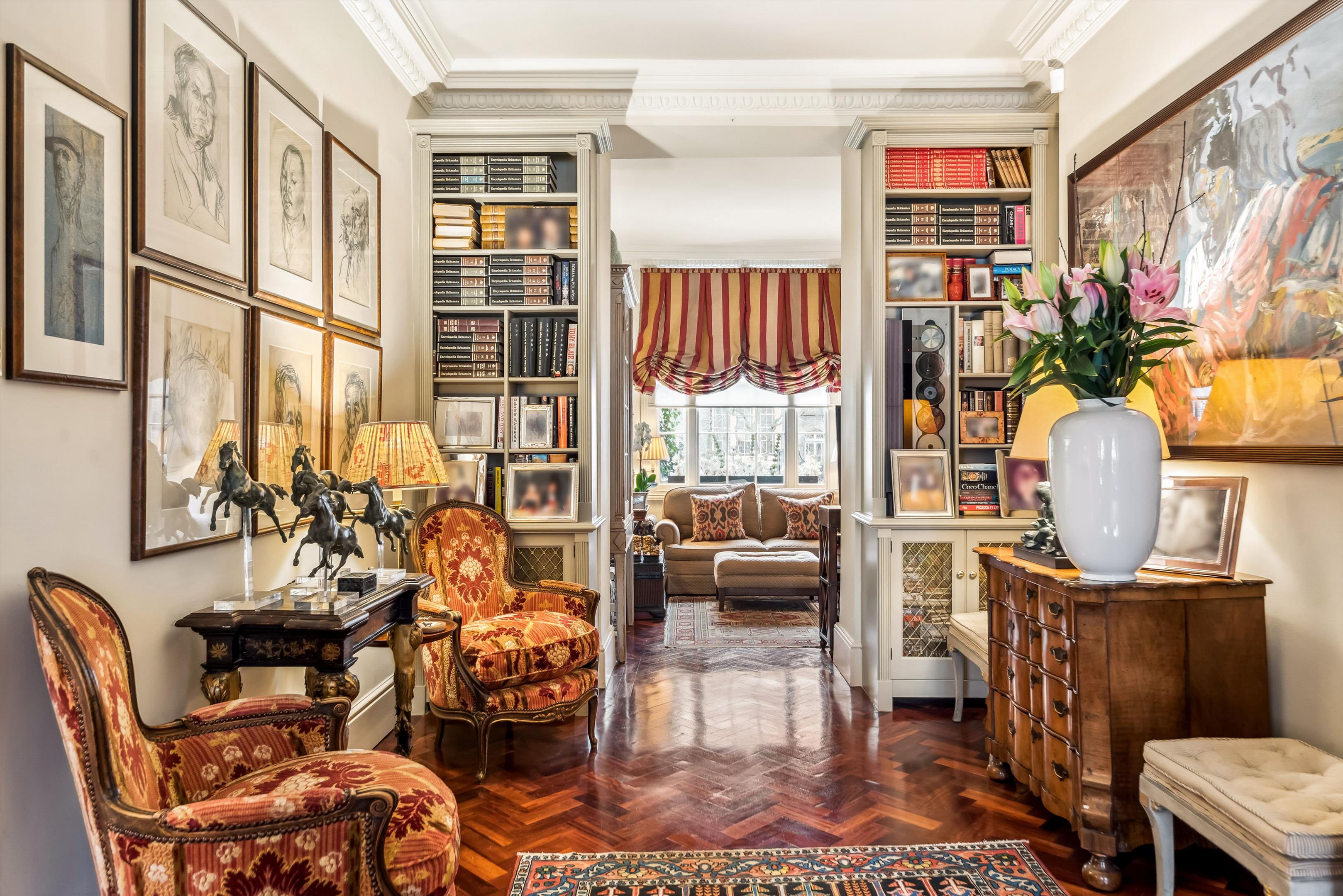 Eaton Terrace, London, SW1W