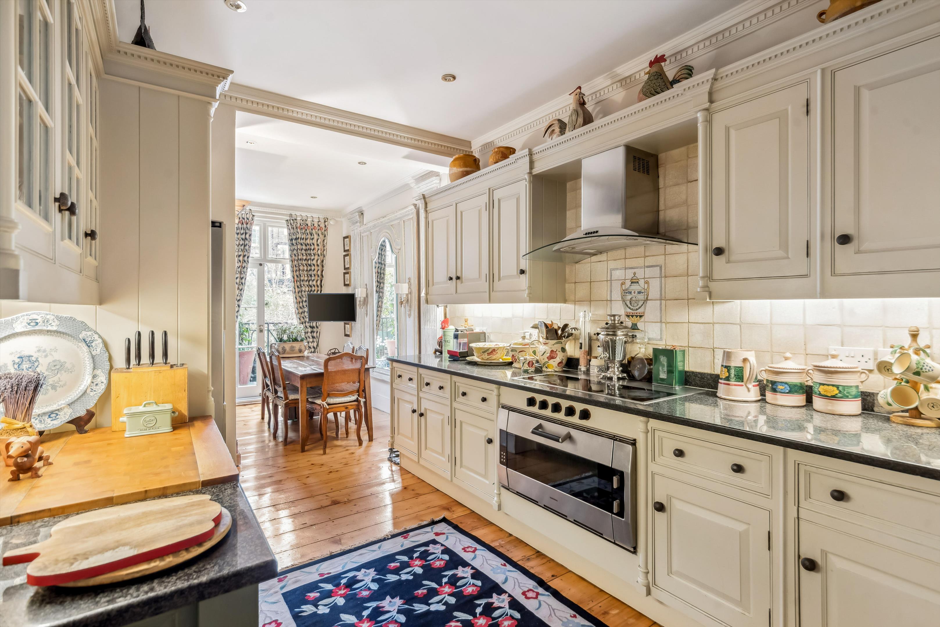 Eaton Terrace, London, SW1W