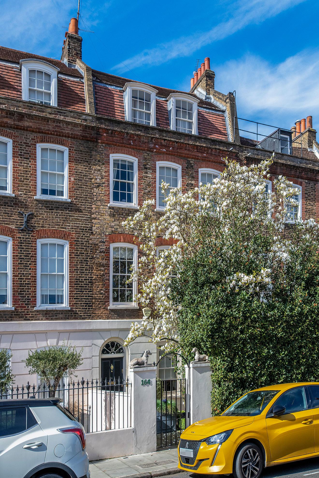 Mozart Terrace, Ebury Street, London SW1W