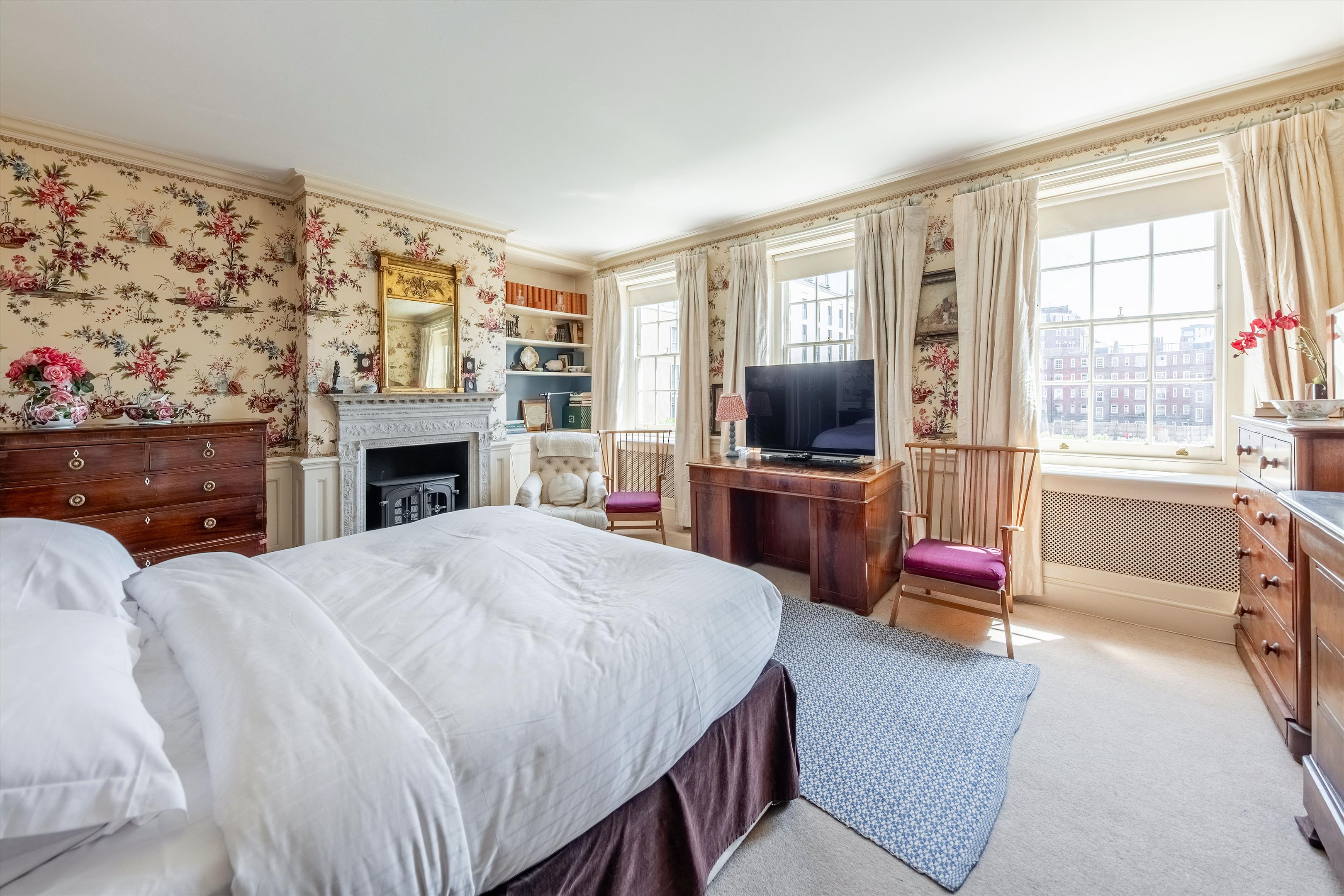 Mozart Terrace, Ebury Street, London SW1W