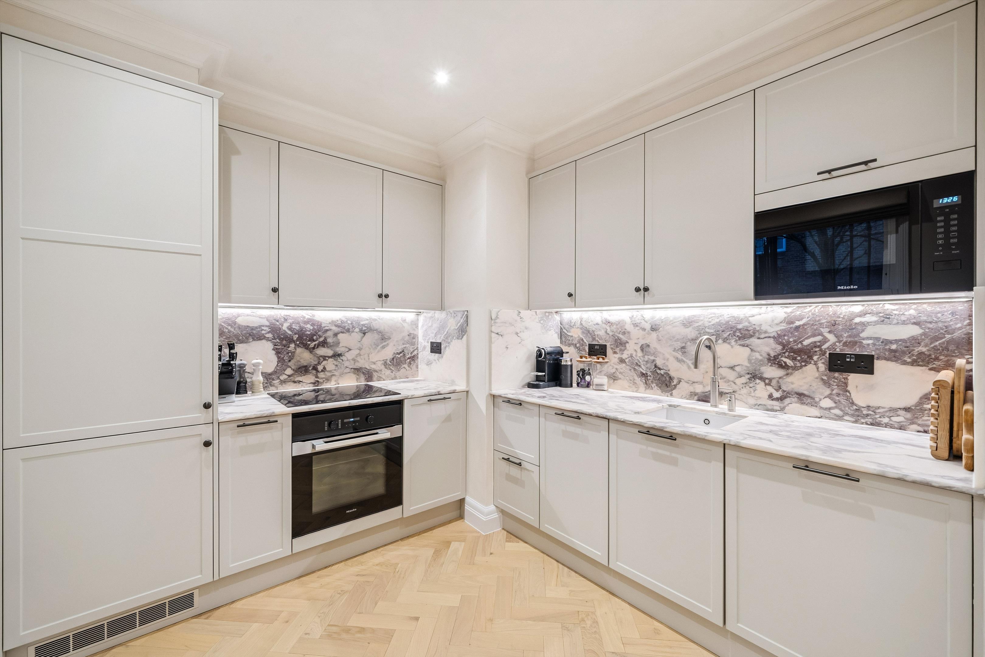 Belgravia Mansions, Holbein Place, Belgravia, London, SW1W