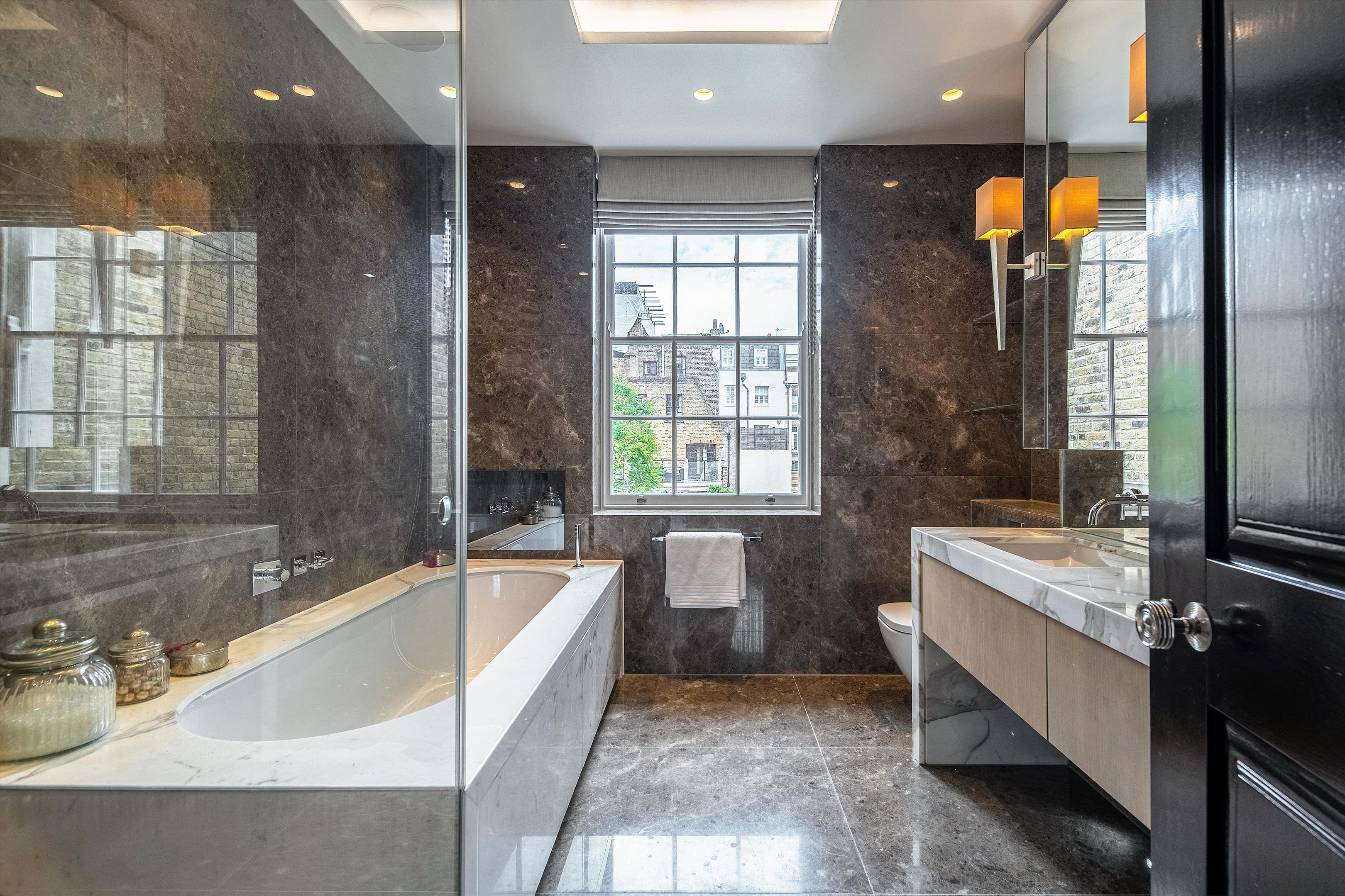 Eaton Terrace, Belgravia, London SW1W