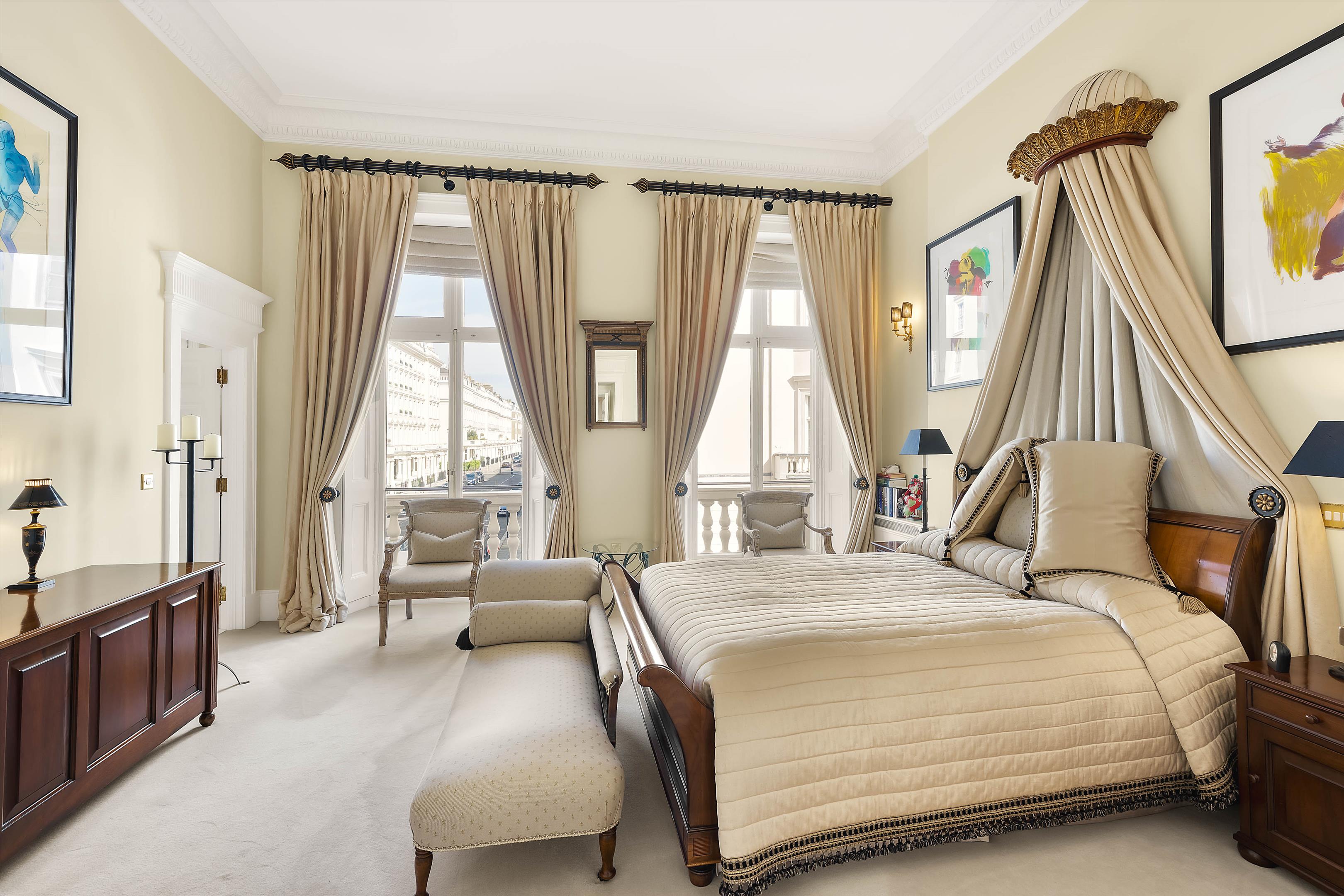 Eaton Place, London SW1X