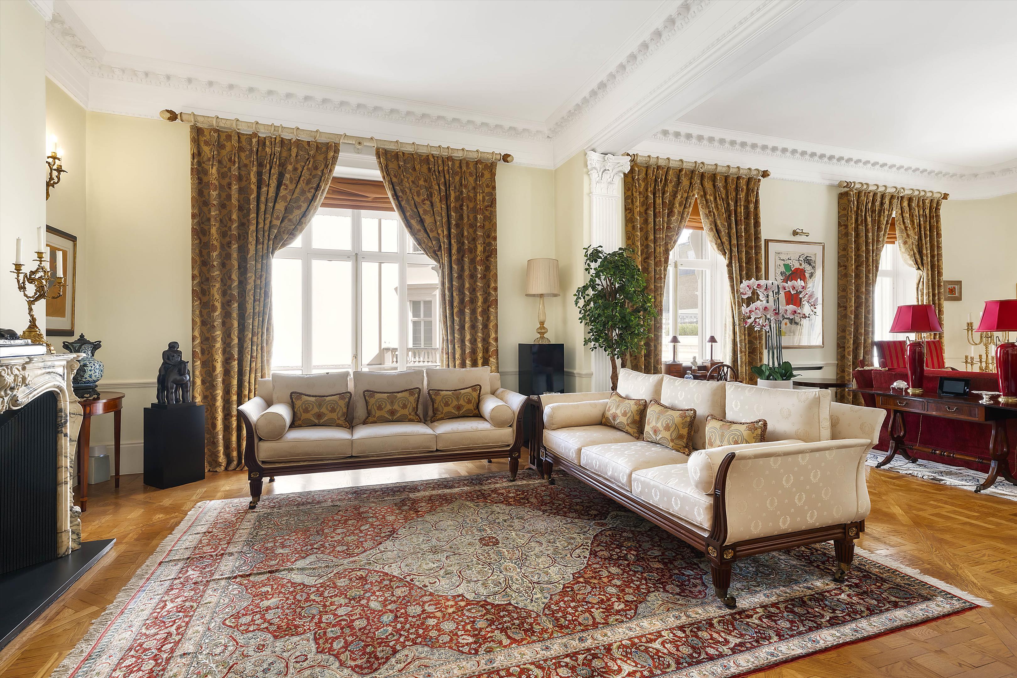 Eaton Place, London SW1X