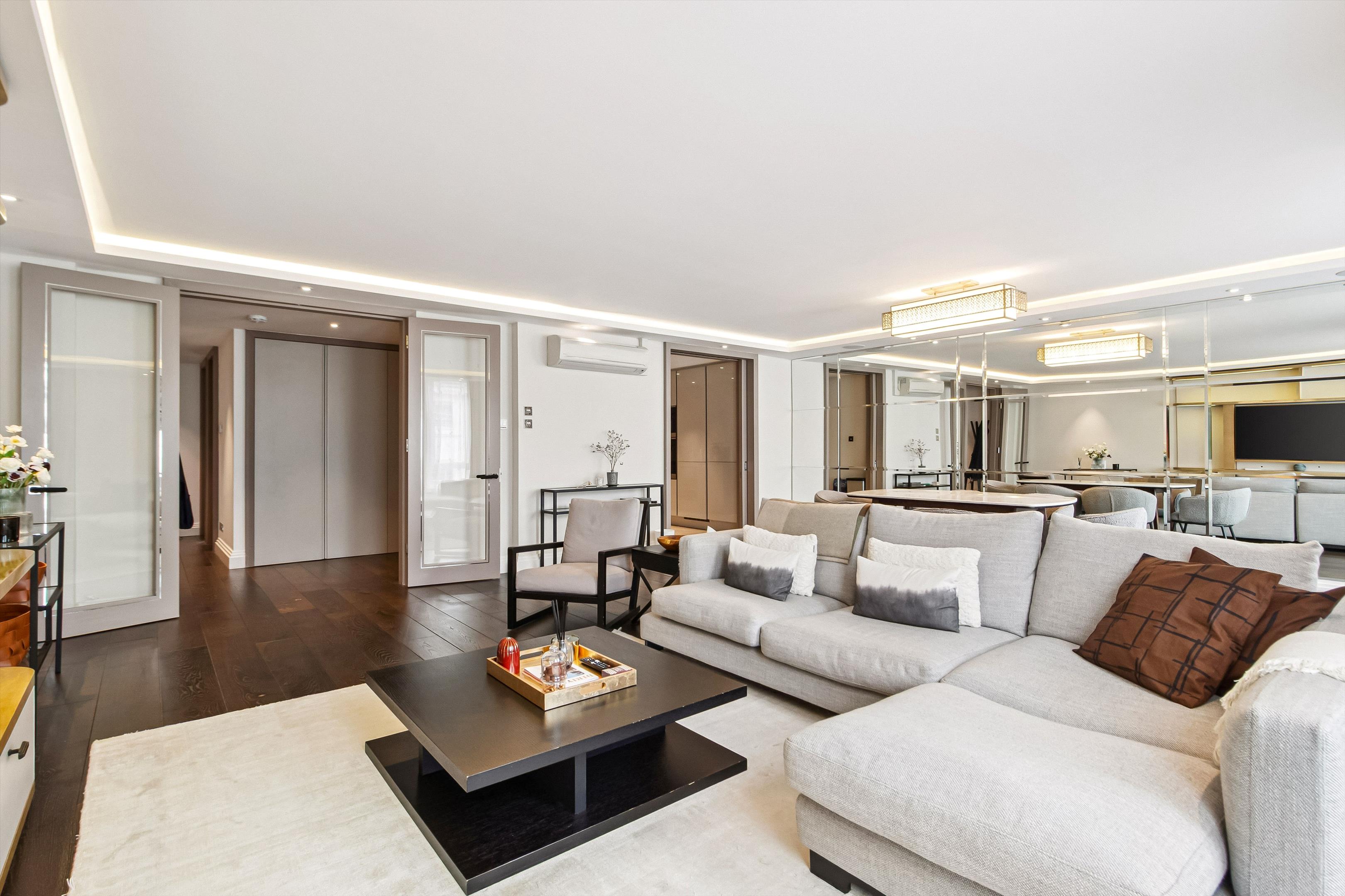 Ebury Street, London SW1W