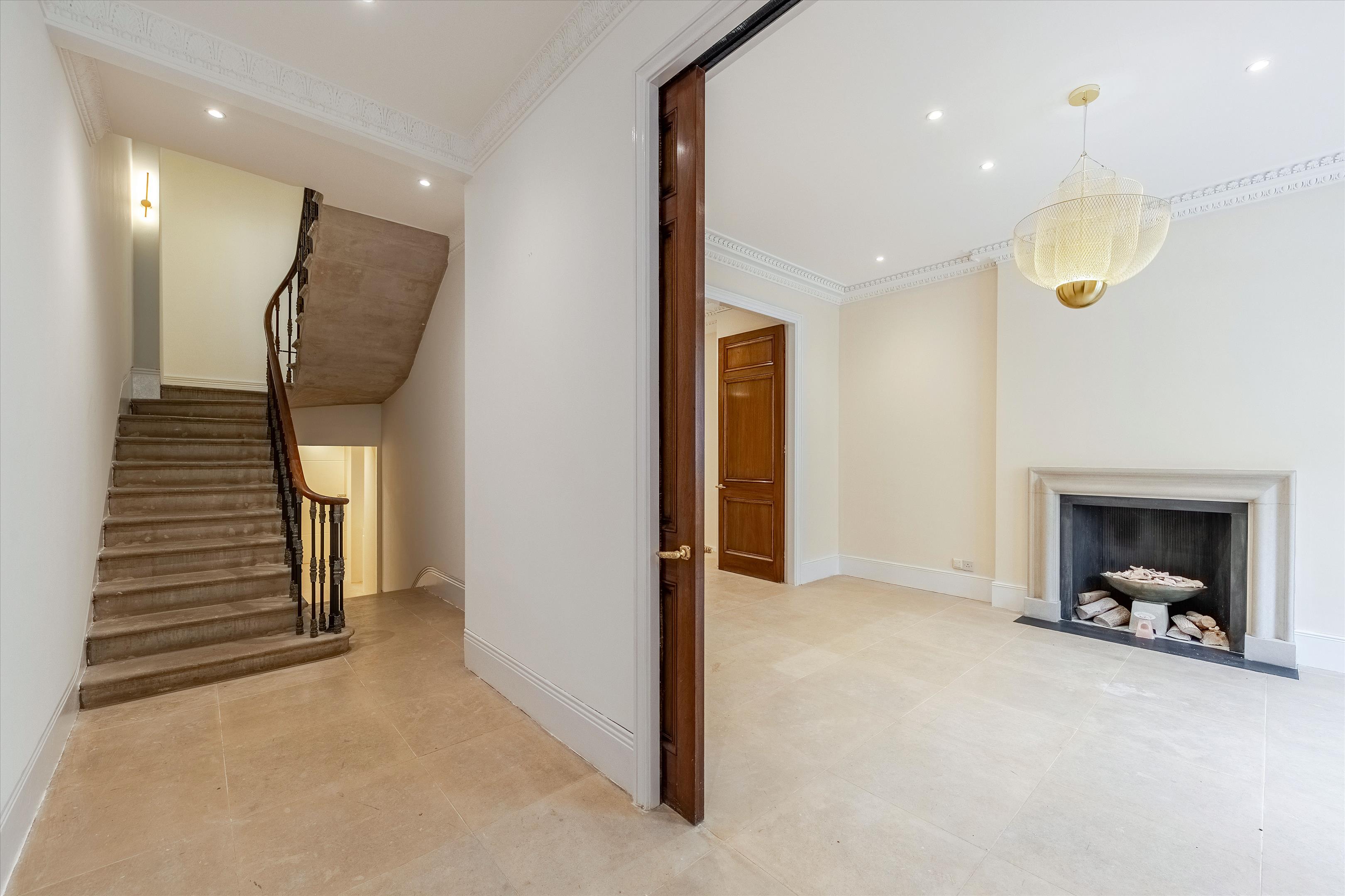 Chester Square, Belgravia, London SW1W