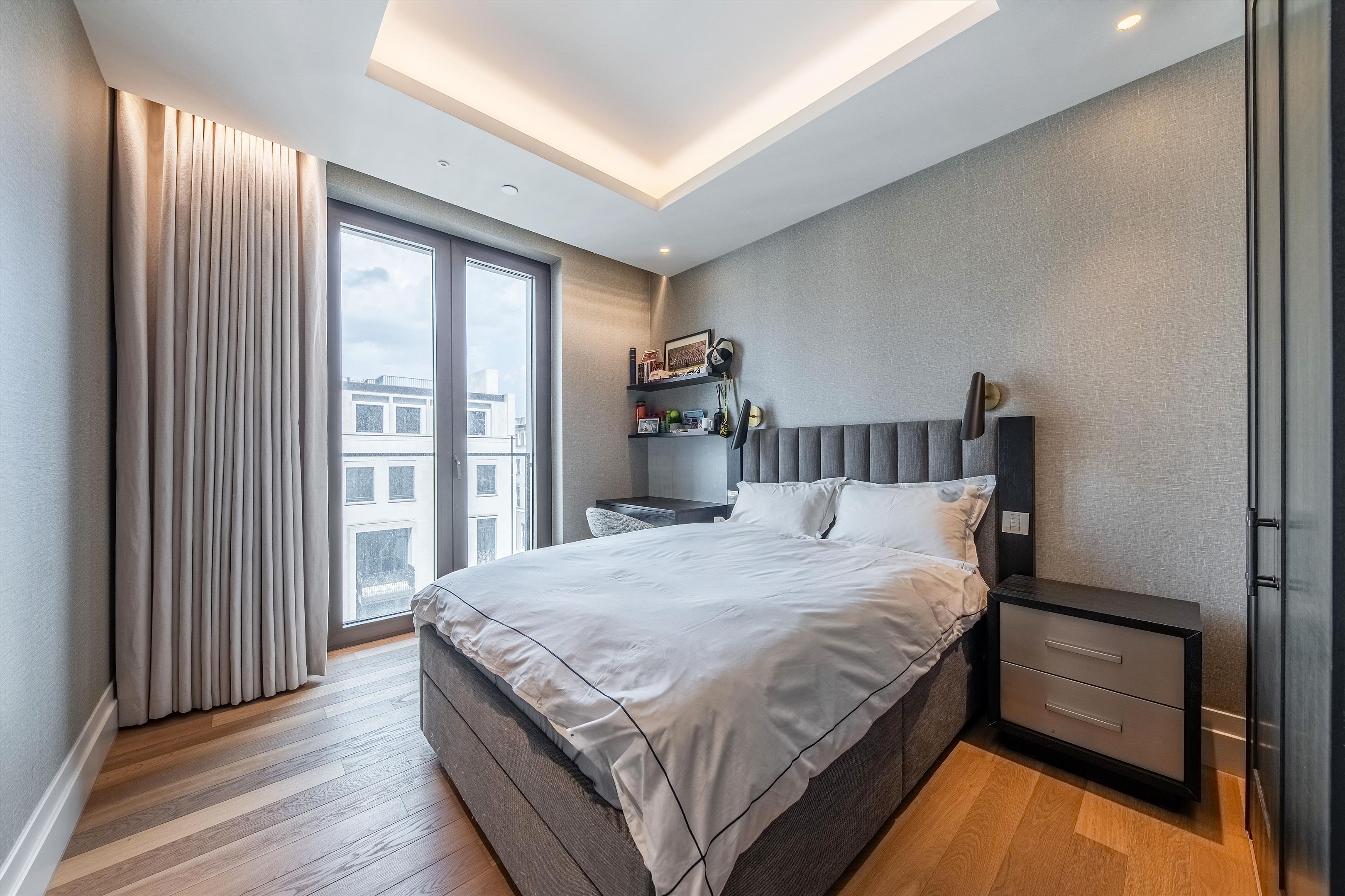 Whistler Square, London SW1W