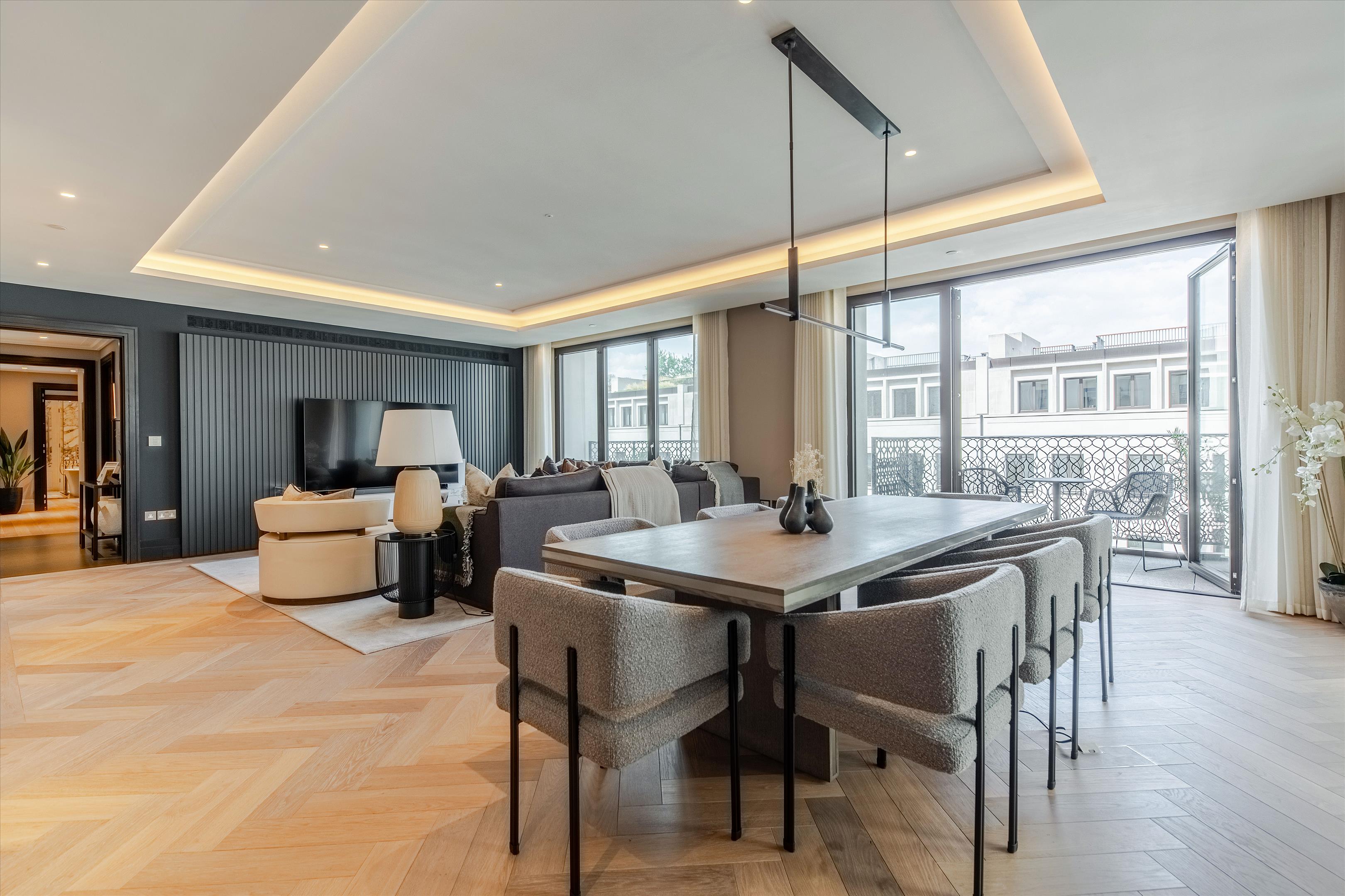 Whistler Square, London SW1W