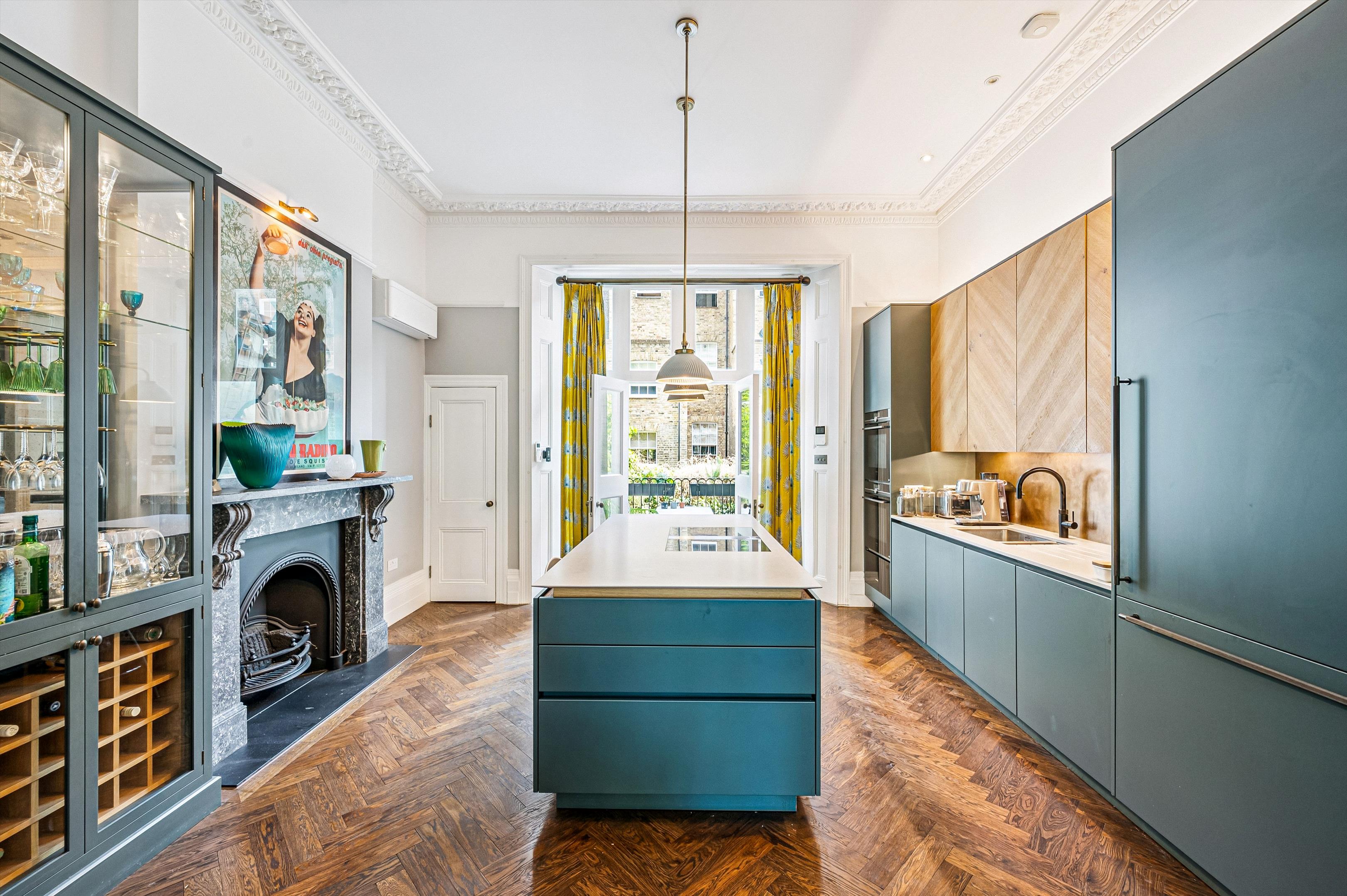 Warwick Square, London SW1V