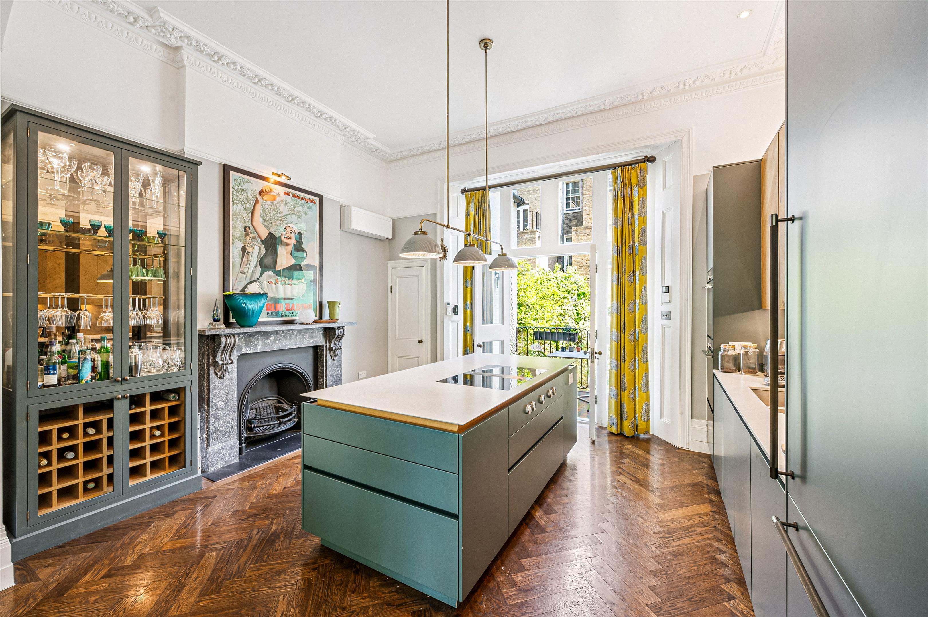 Warwick Square, London SW1V