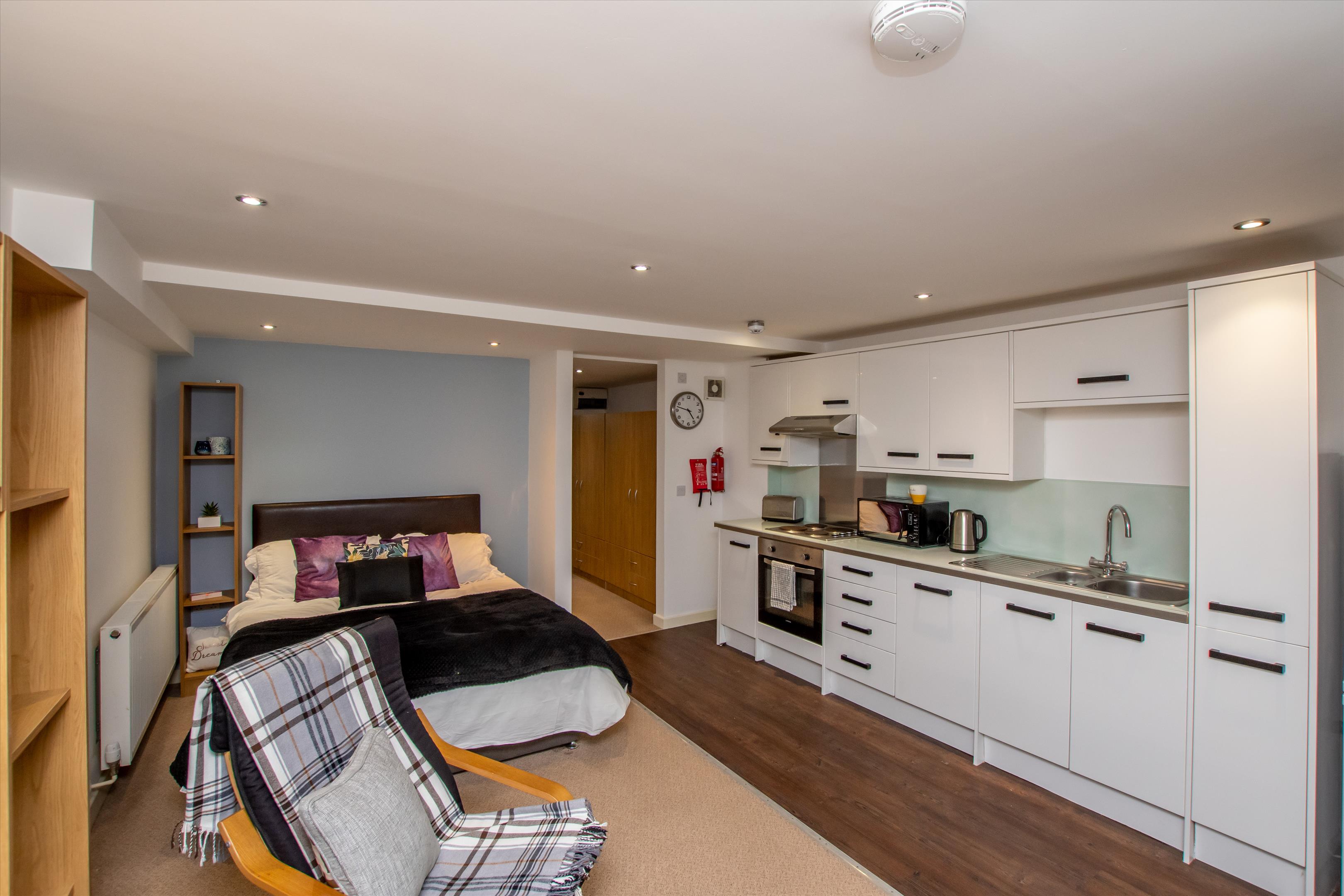 Mutley Plain, Plymouth, Devon PL4