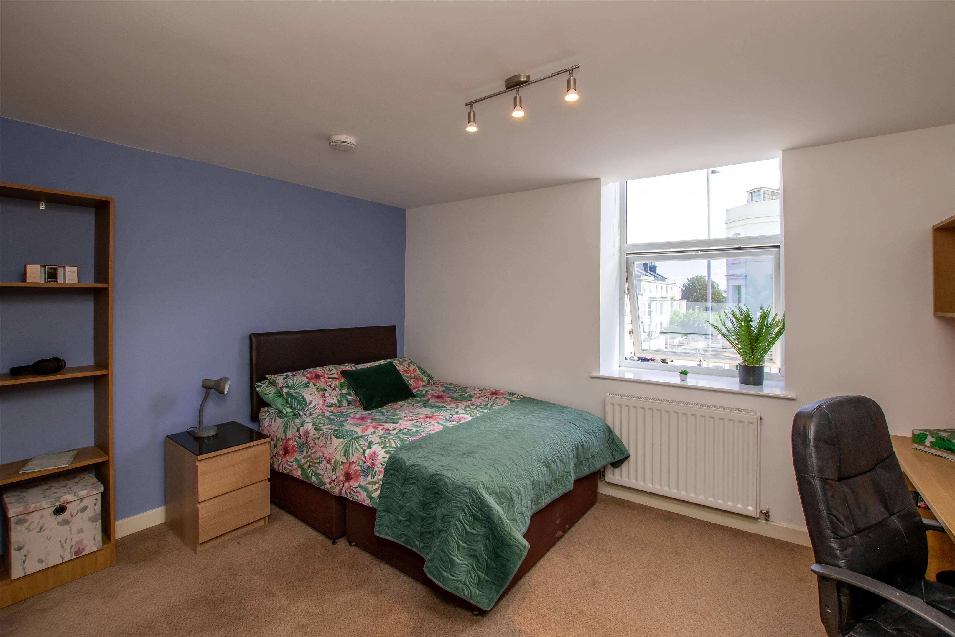 Mutley Plain, Plymouth, Devon PL4