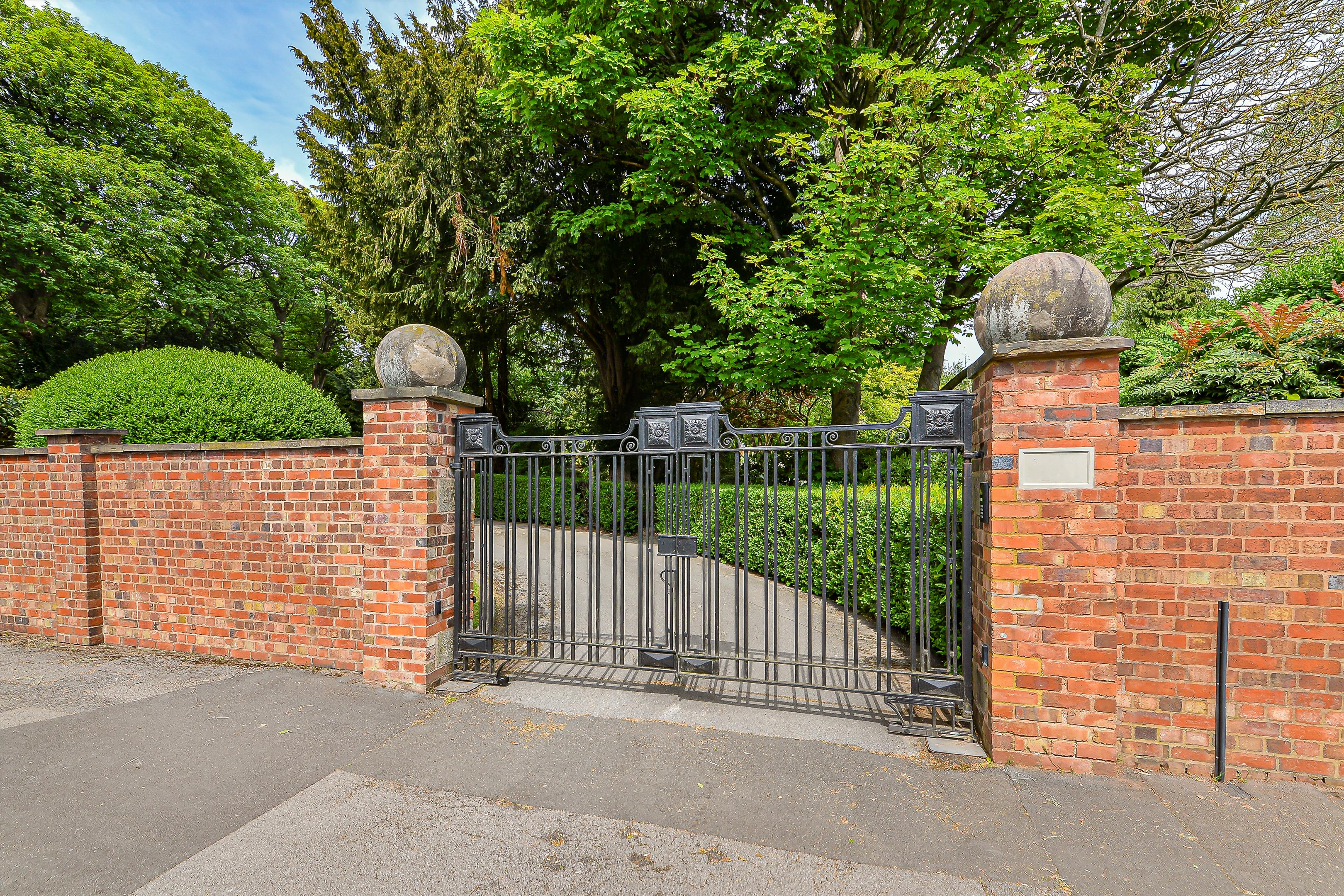 Woodbourne Road, Harborne, Birmingham, B17